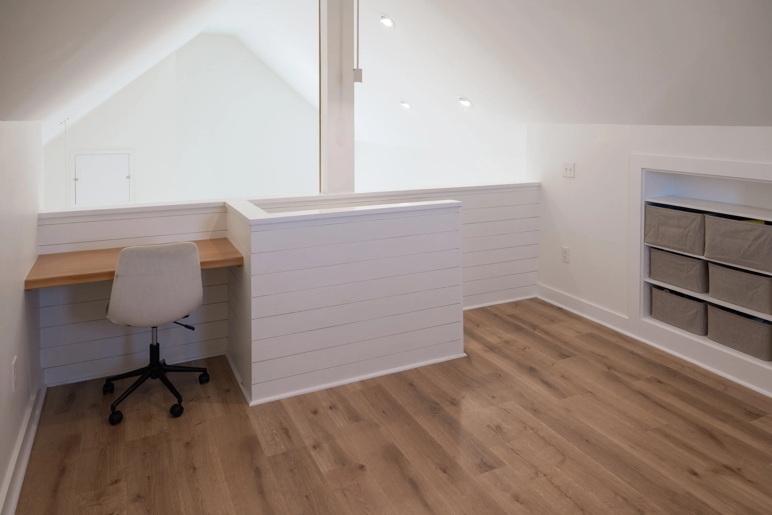 modern-cottage-loft.jpg