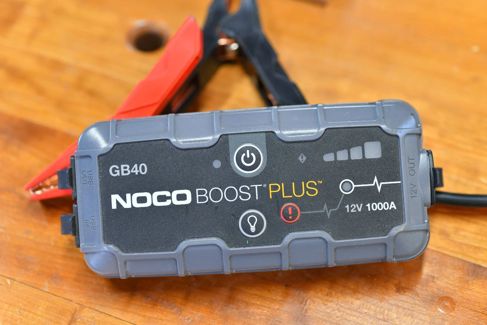 Noco GB40 Portable jump starter
