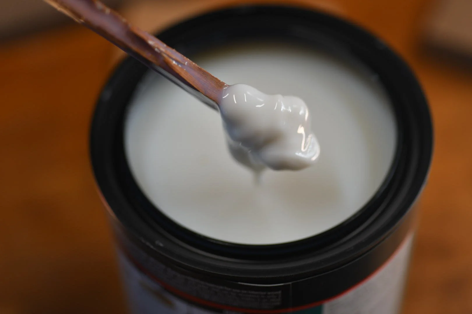 Stiring Minwax Polycrylic Clear ultra flat