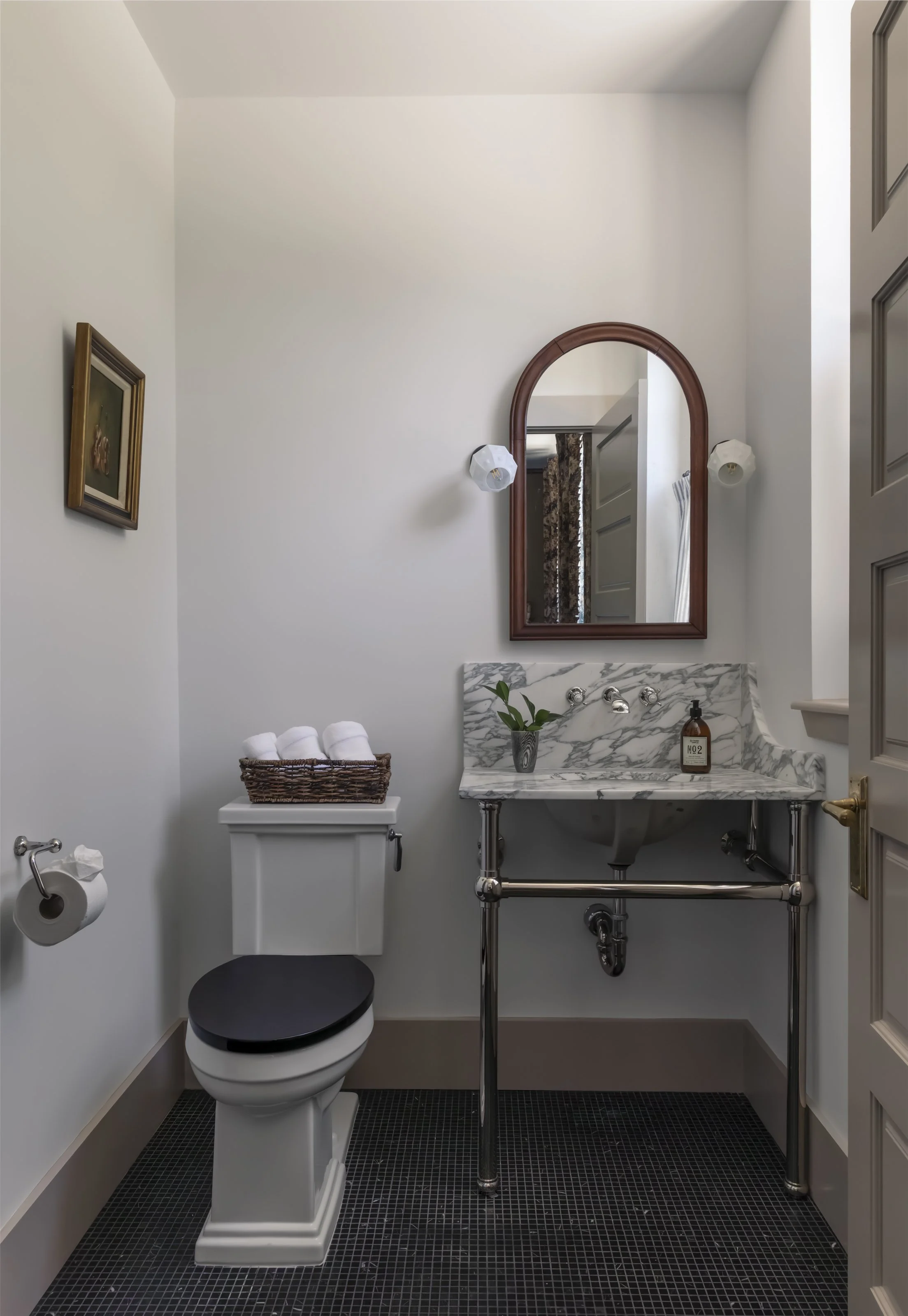 Marble bathroom at Quarter House Hotel