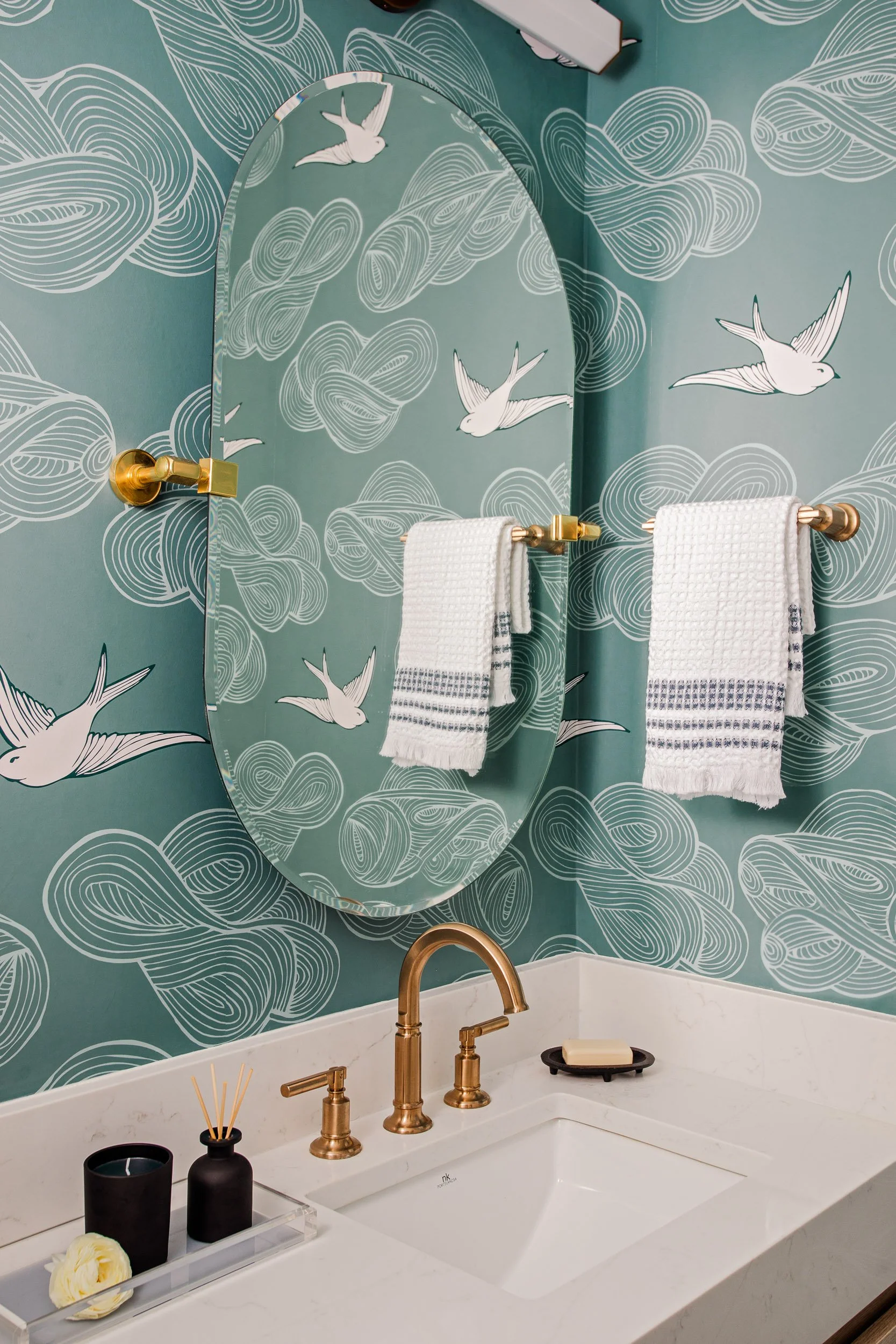 Burt Nicolet Powder Room (3).jpg