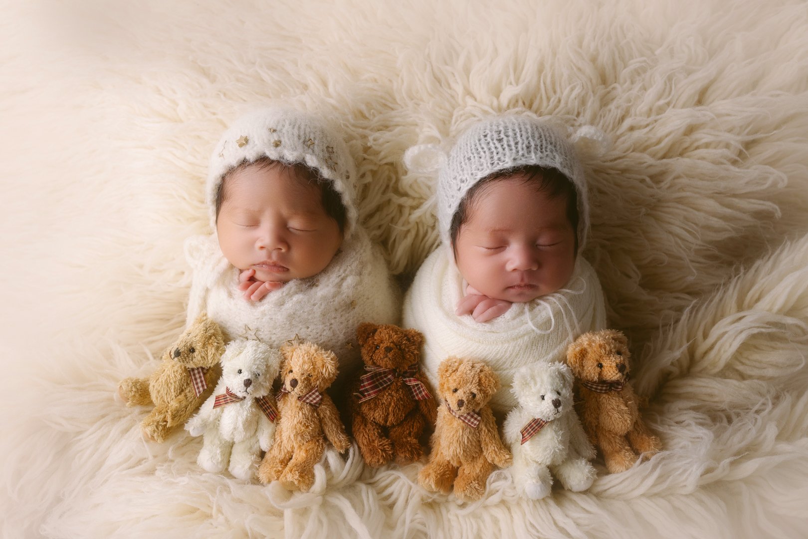 twins newborn photo by annaclaire studio  (2 of 2).JPG