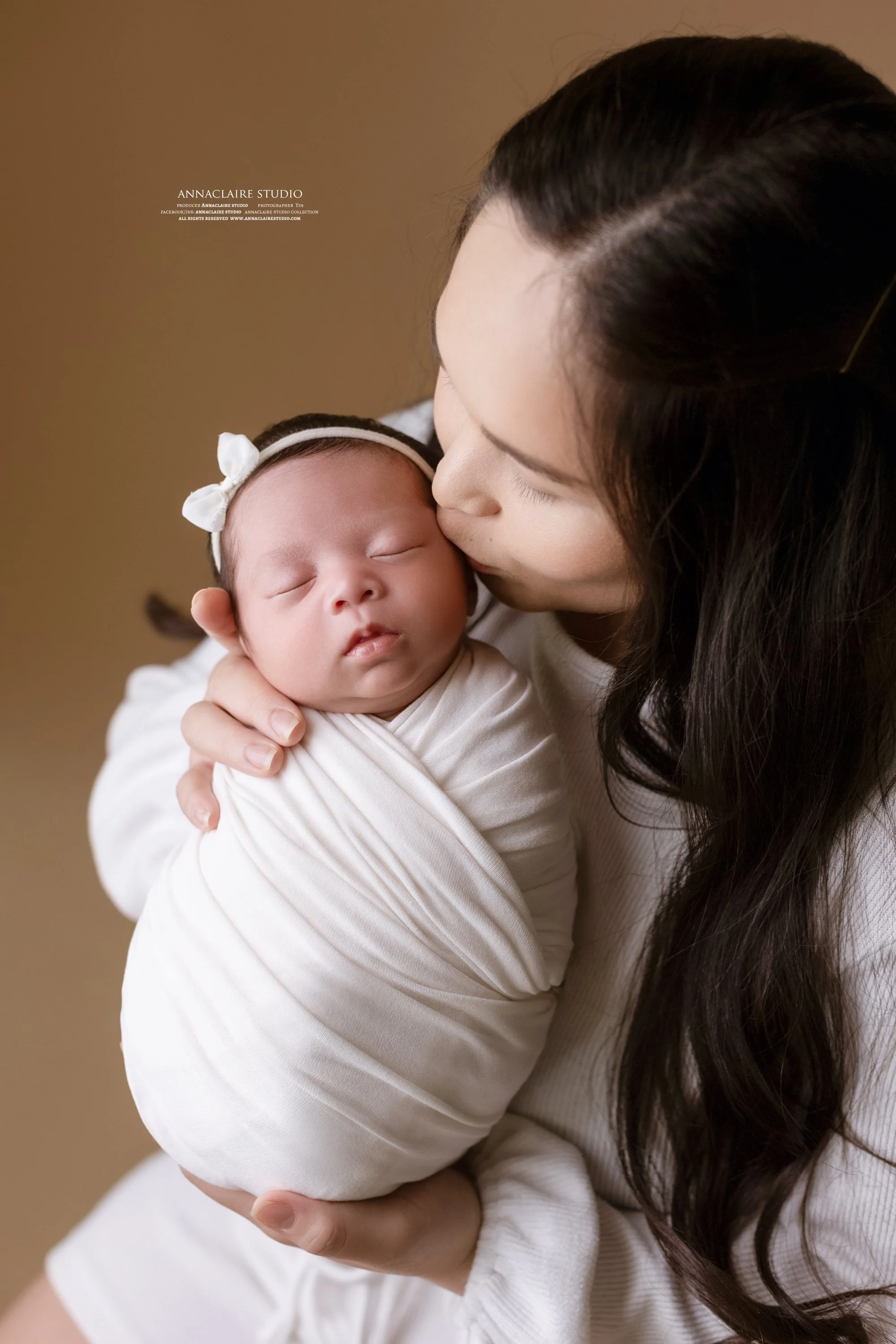 Newborn photos by annaclarie studio  (22).jpg
