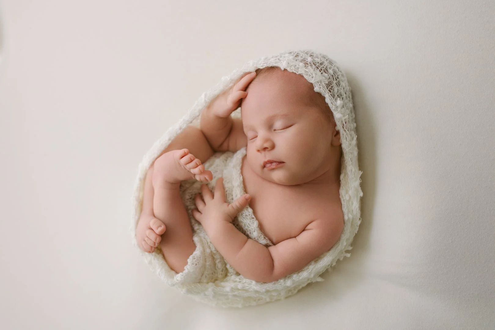 Newborn photos by annaclaire studio sydney (10).JPG