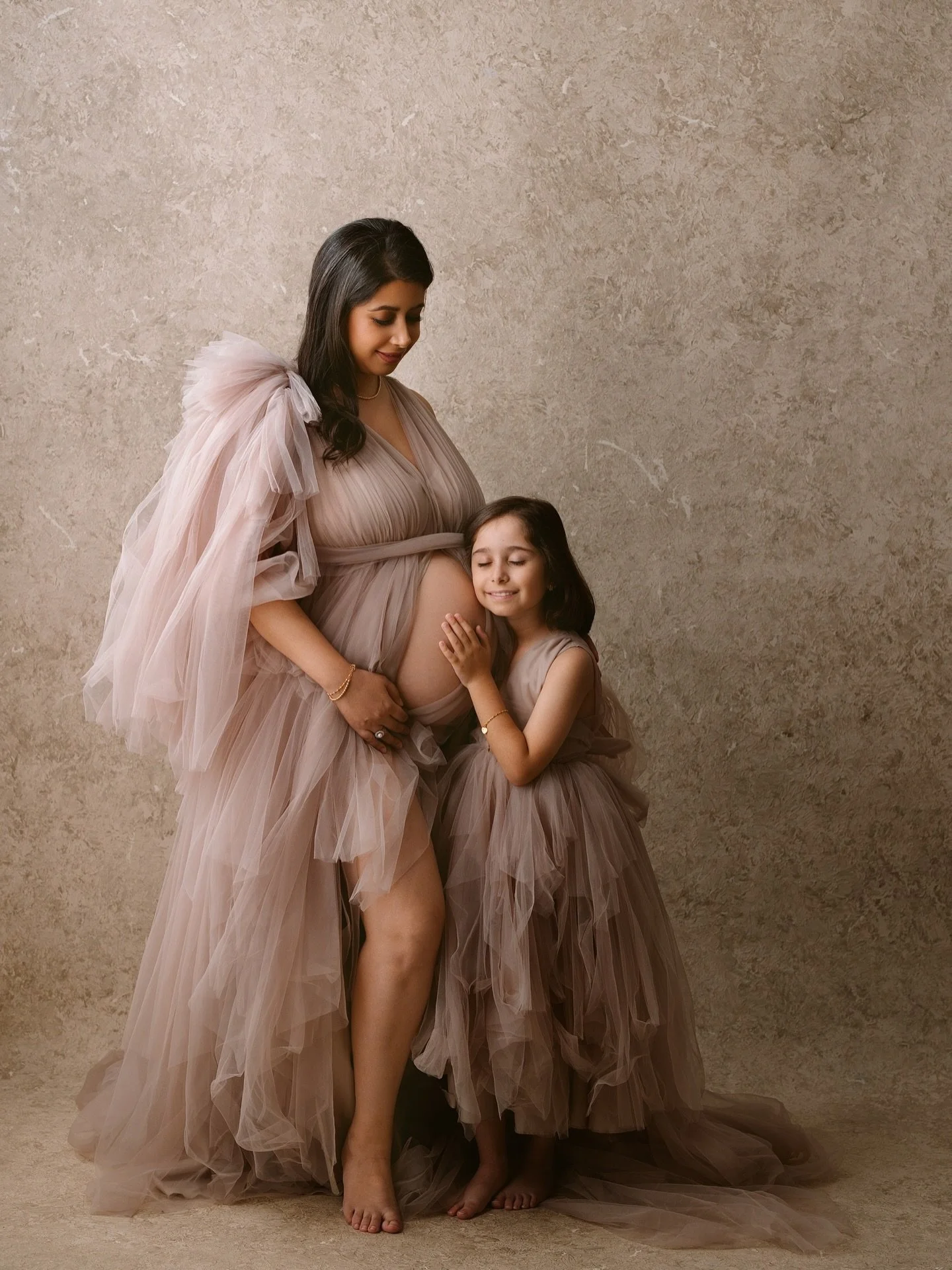 We feel so lucky to have photographed this beautiful mum in 2018 and again in 2026.

#maternityphotos #annaclairestudio #sydneyphotographer