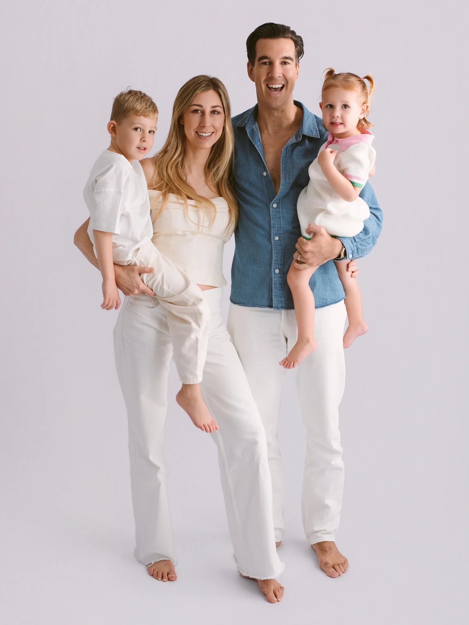These are the moments that become family treasures &mdash; the laughter, the cuddles, and the beautiful chaos of growing together.

Capturing your family's story in a timeless and elegant way, so you can look back on these memories for years to come.