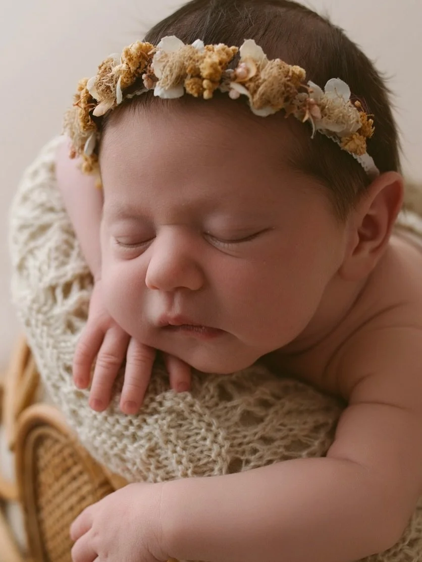 She is simply beautiful !

#newborns #AnnaClaireStudio #newbornpictures #newbornbabyphotography 

https://www.annaclairestudio.com/newbornphotos