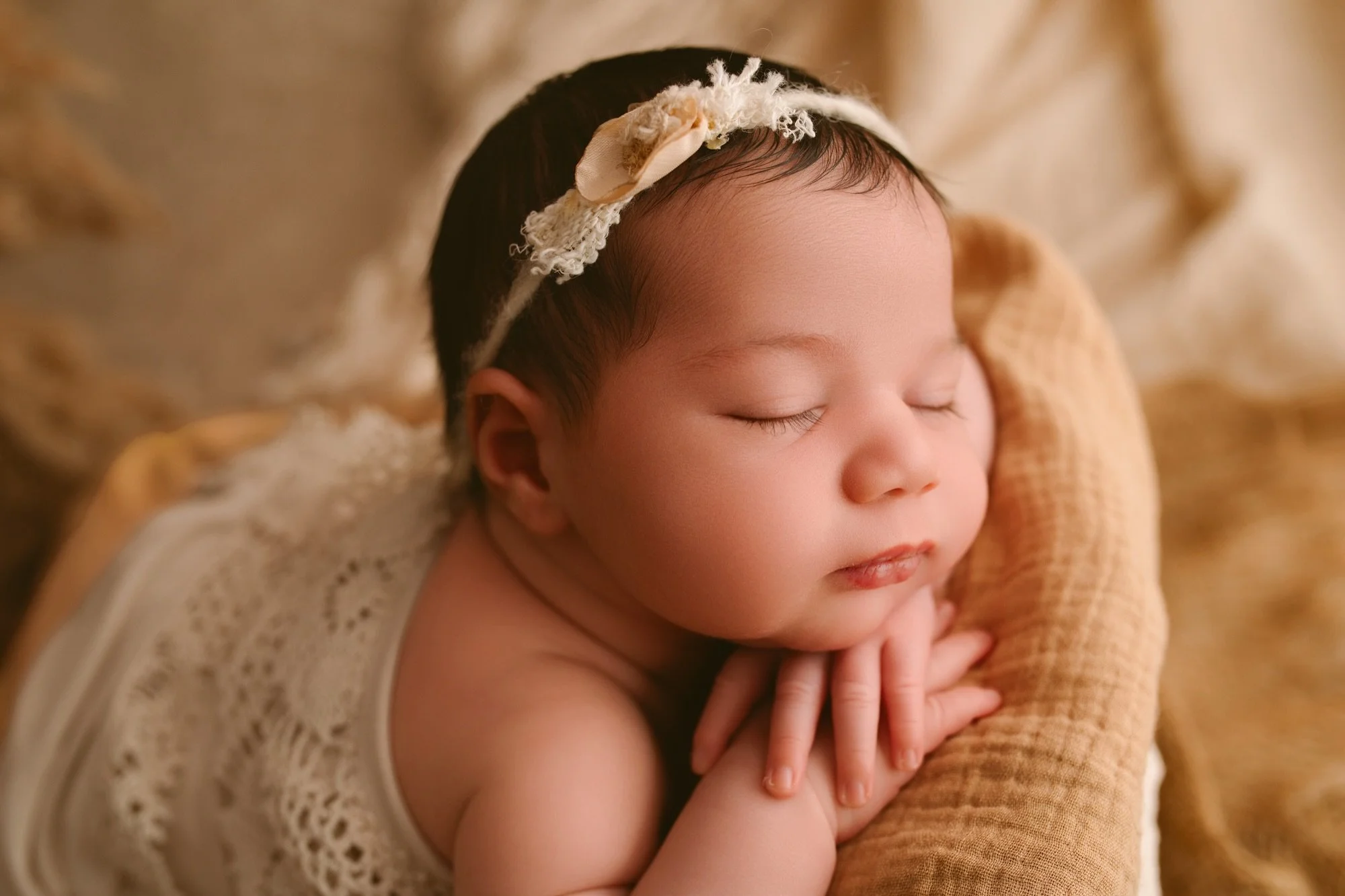 Newborn photos by AnnaClaire Studio #annaclairestudio #newborn #newbornphotography #adorable