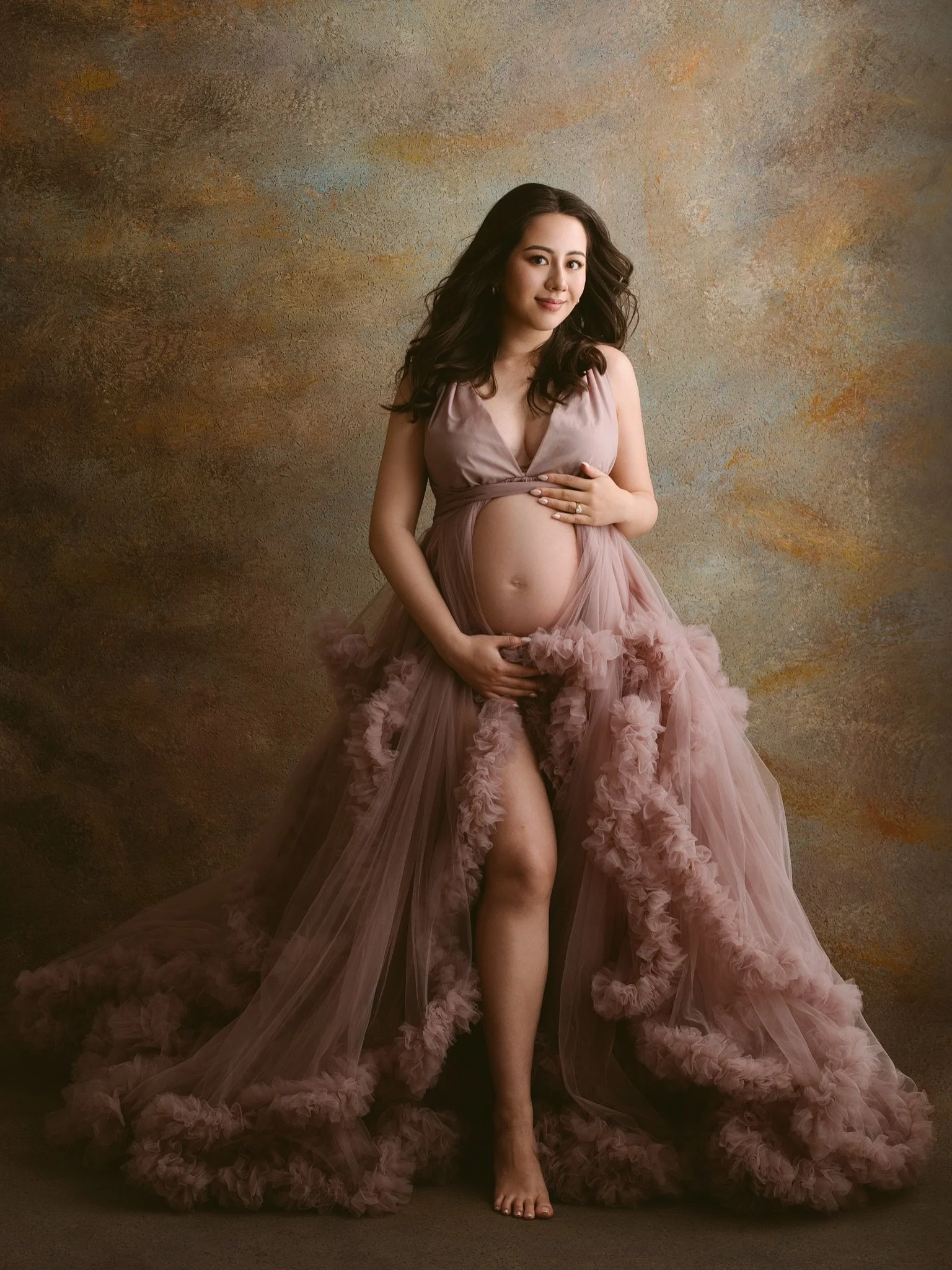 Absolutely glowing. ✨

Thank you so much @anjelica_whitelaw for choosing us to capture this beautiful chapter of your maternity journey. 

#MaternityPhotography #SydneyPhotographer #AnnaClaireStudio