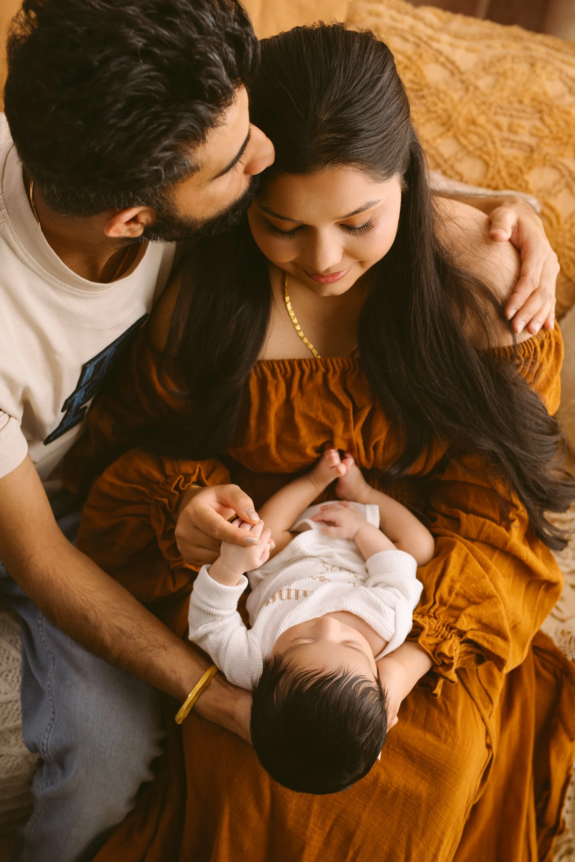 newborn family photos by annaclaire studio .JPG