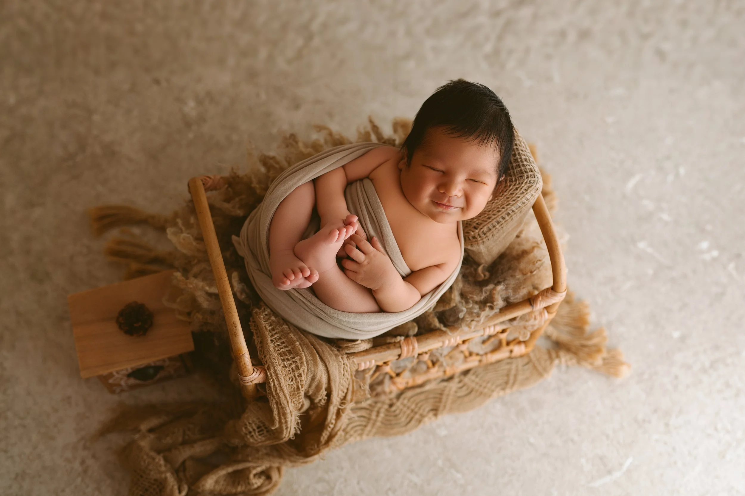 Newborn photos by annaclaire studio  (1 of 3).JPG