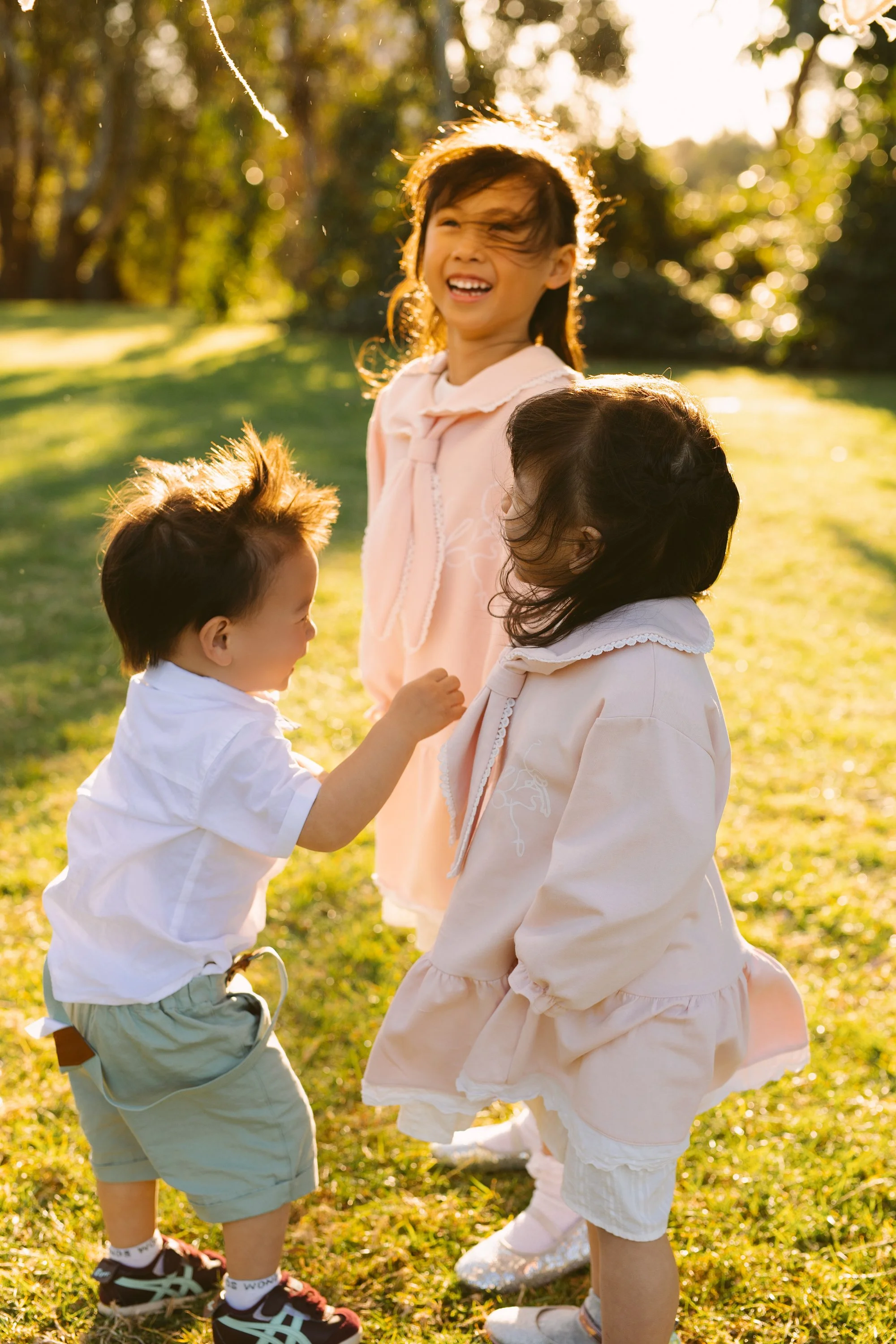 outdoor family photos at bicentennial park   (13).JPG