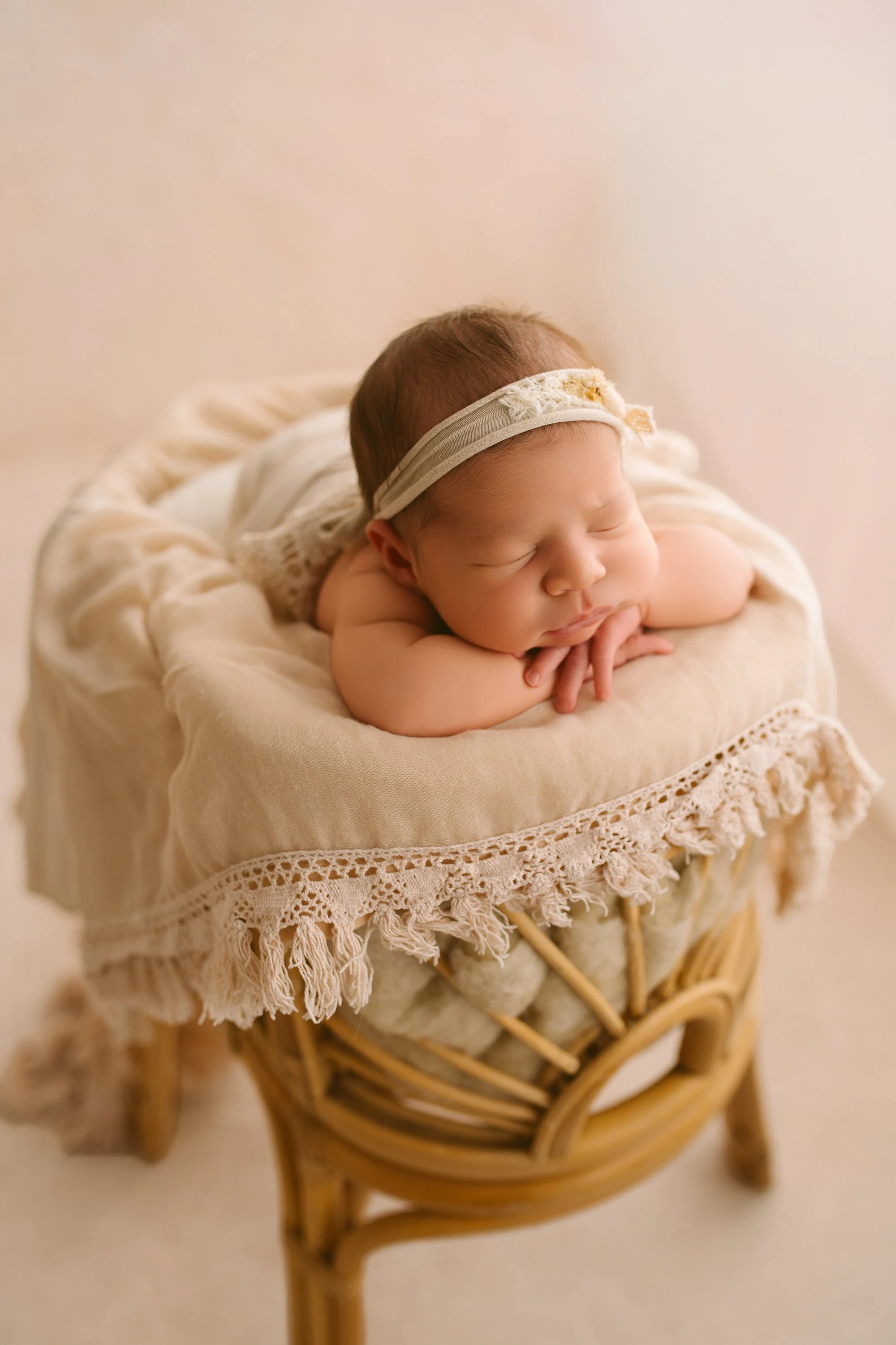 newborn photos by annaclaire studio sydney  (1).JPG