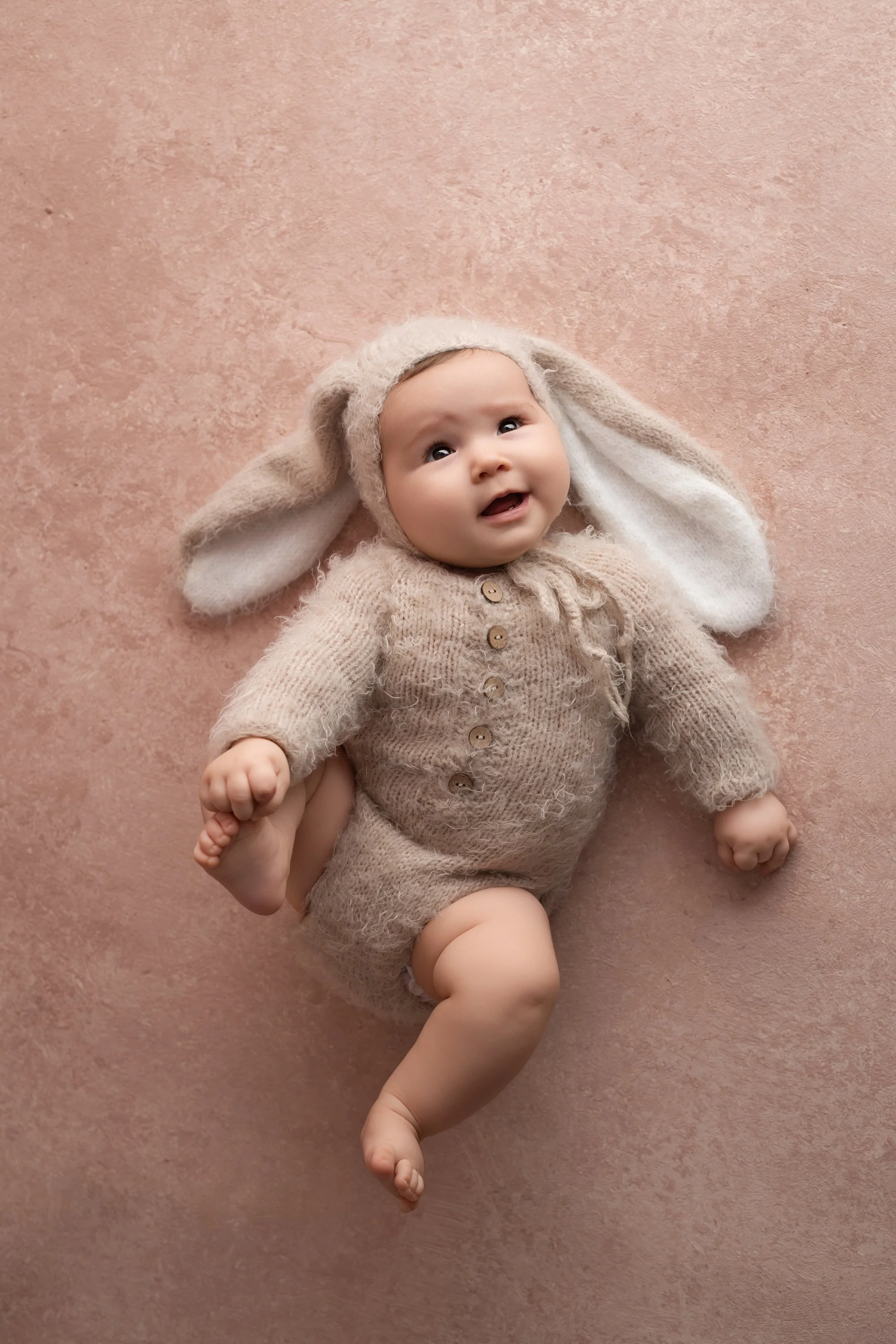3-6 months old baby photo by annaclaire studio sydney.JPG