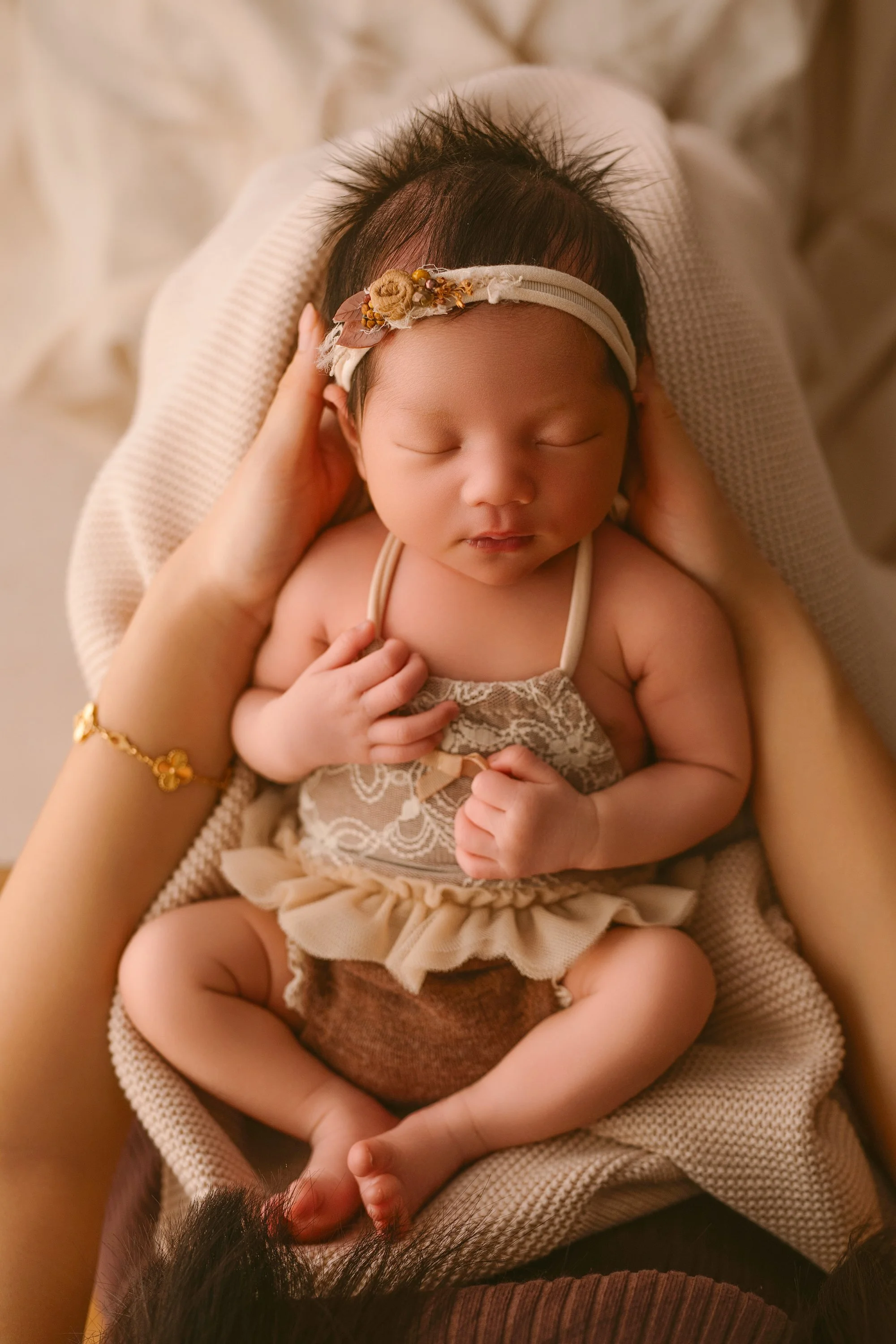 newborn photos by annaclaire studio sydney  (2).JPG