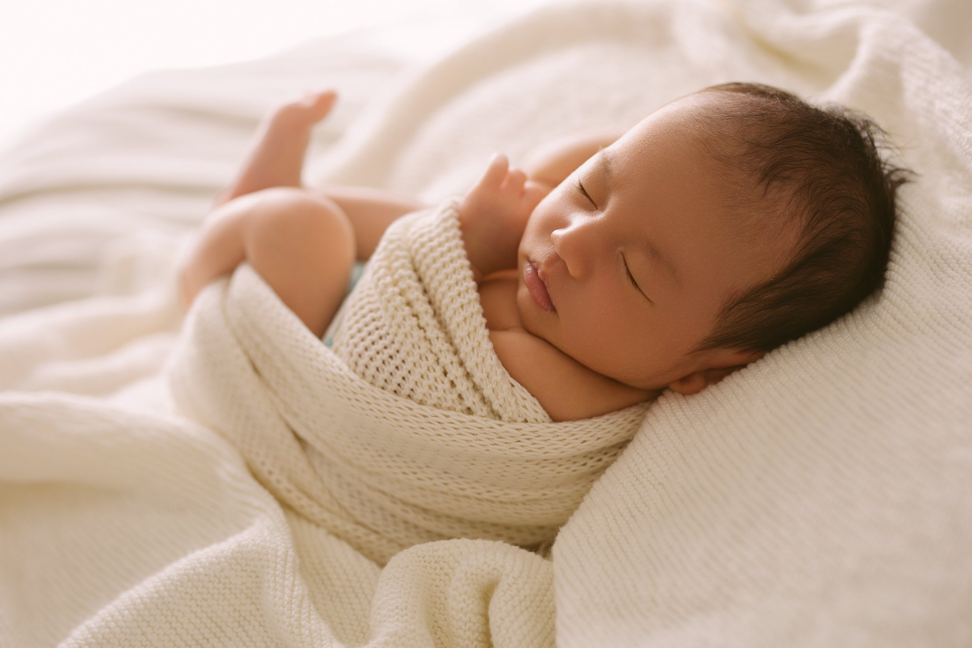 newborn photo home session by annaclaire studio sydney (20).JPG