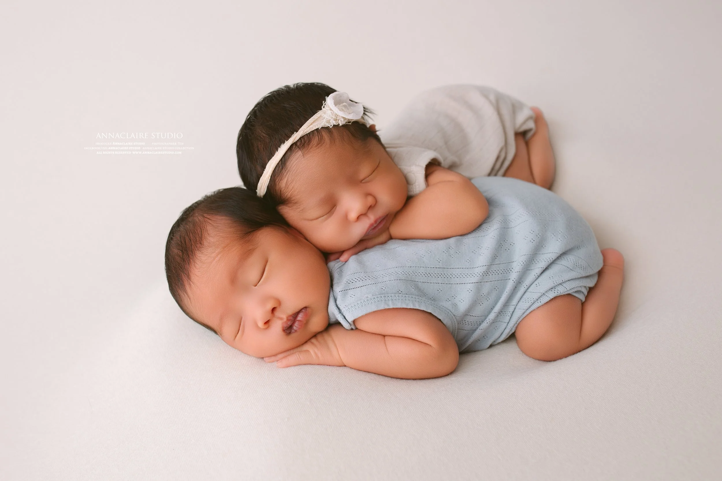 Newborn twins photo by annaclaire studio sydney.JPG