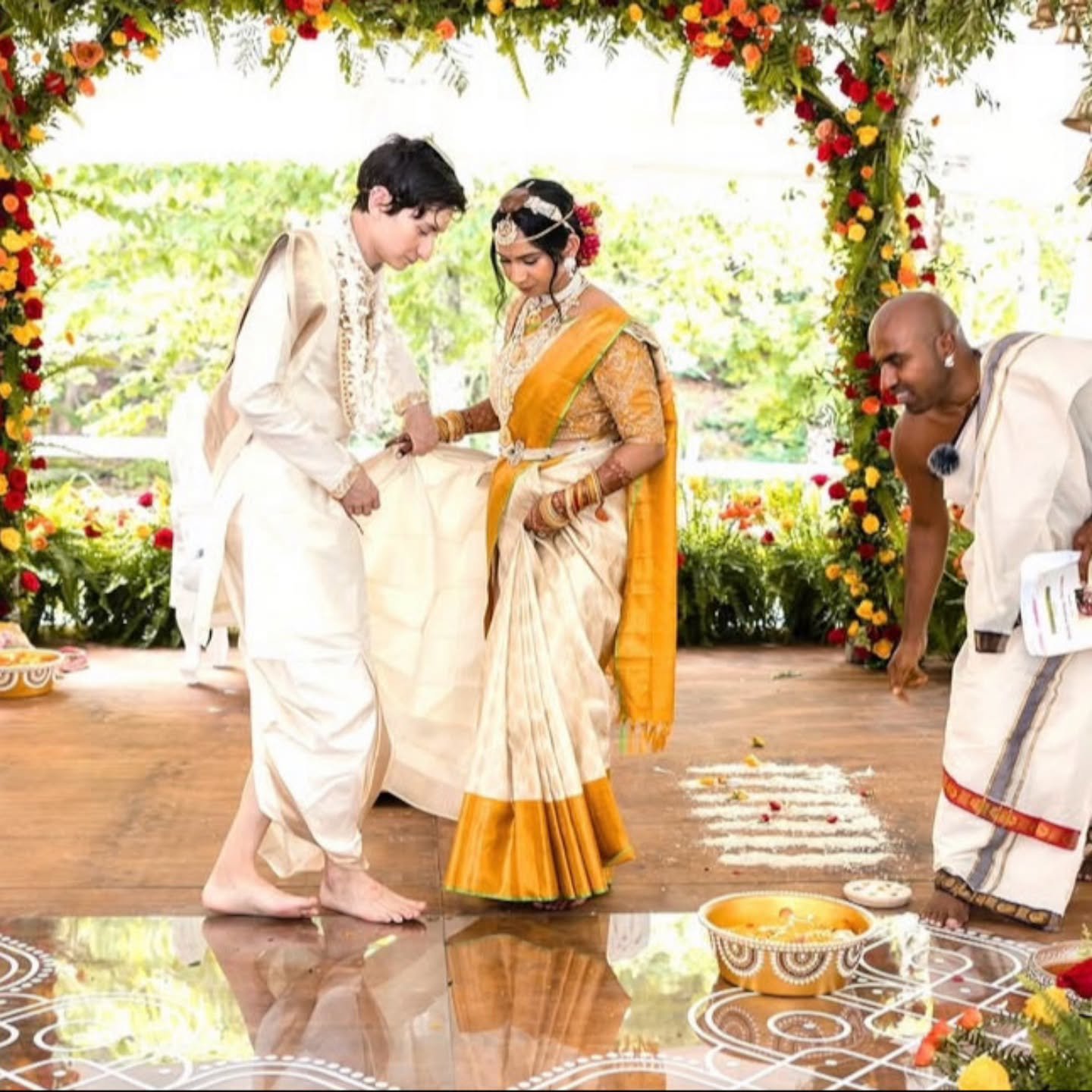 🌸 Sacred traditions, timeless beauty, and a glow that tells her story. ✨
Our South Indian bridal glam celebrates culture with elegance, blending heritage and artistry to make every bride feel flawless on her once-in-a-lifetime day. 💛🌿
Here&rsquo;s