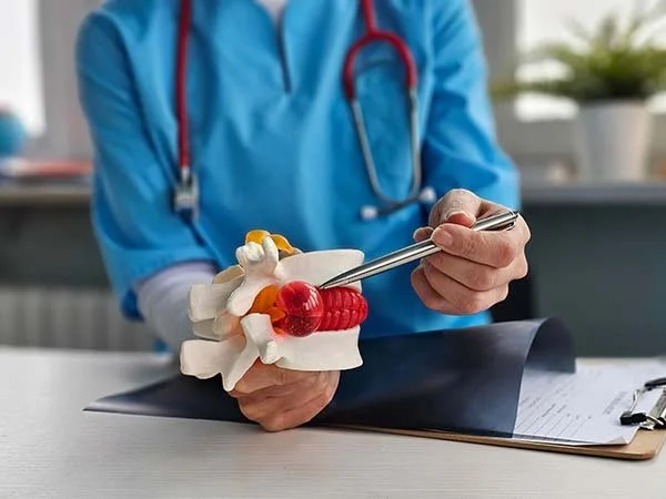 What Is the Difference Between an Inguinal Hernia and a Groin Strain?