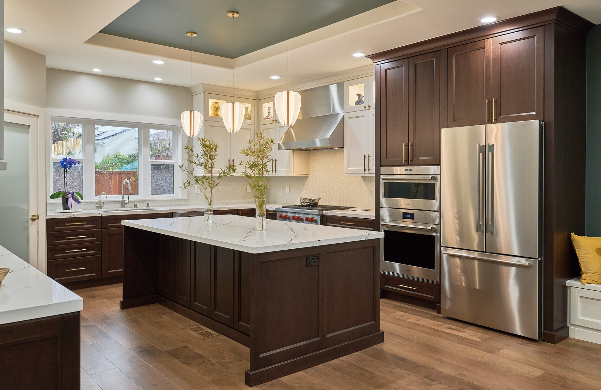 3 Kitchen Island Features that Will Benefit Your Daily Life