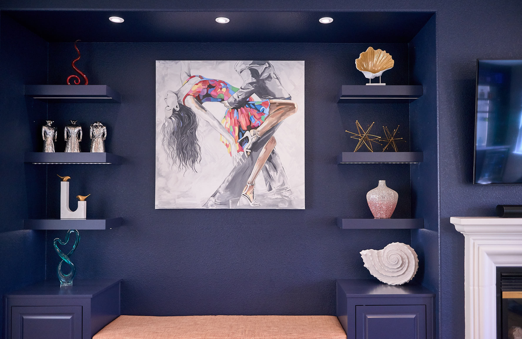 How to Style Your Bookshelves Like an Interior Designer