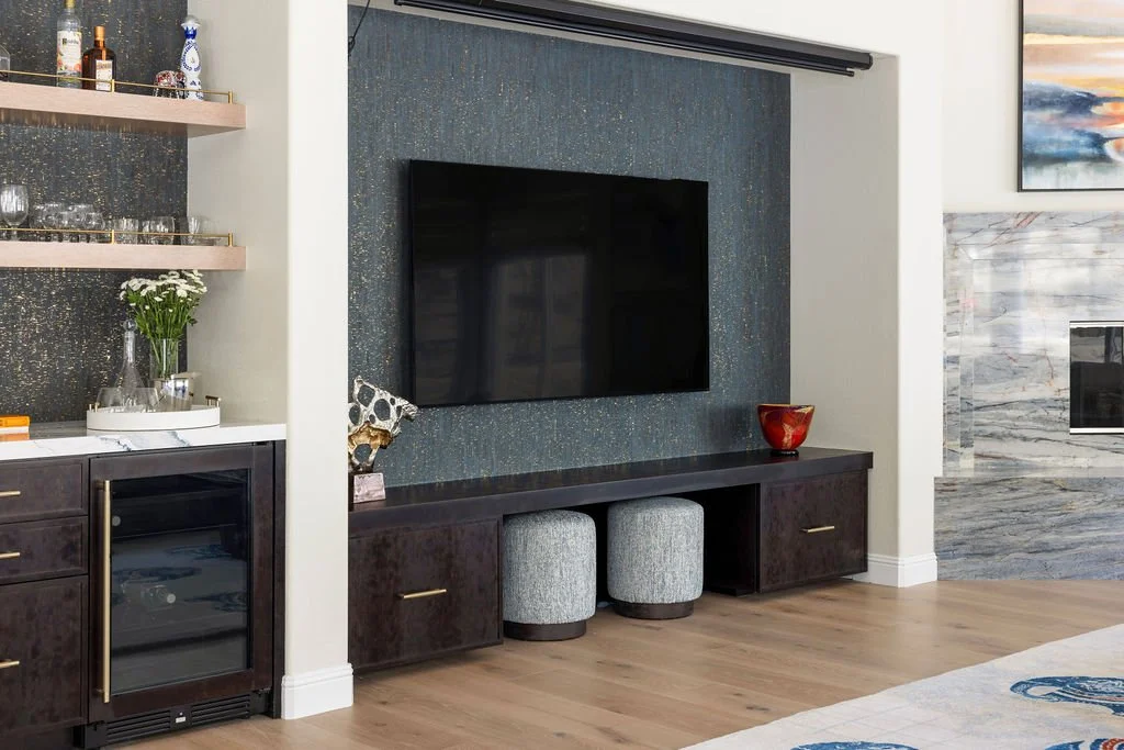 virtual-interior-design-livermore-ca-factors-in-interior-design-investment-living-room-wall-with-tv-built-in-shelves-and-bar-elegant.jpg