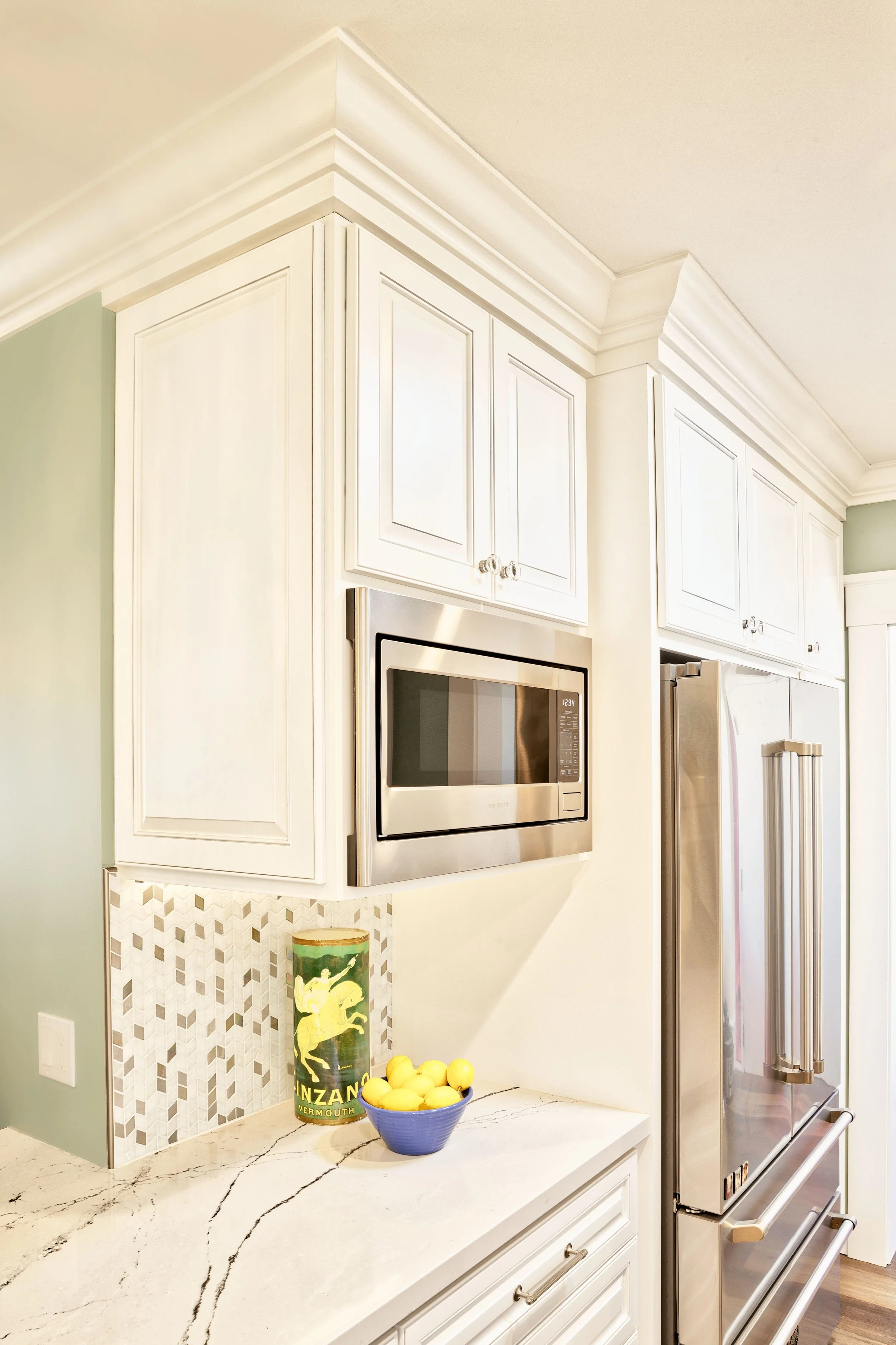 Chef's Kitchen Interior Design by Raashi Design in Berkeley, CA (7).jpg