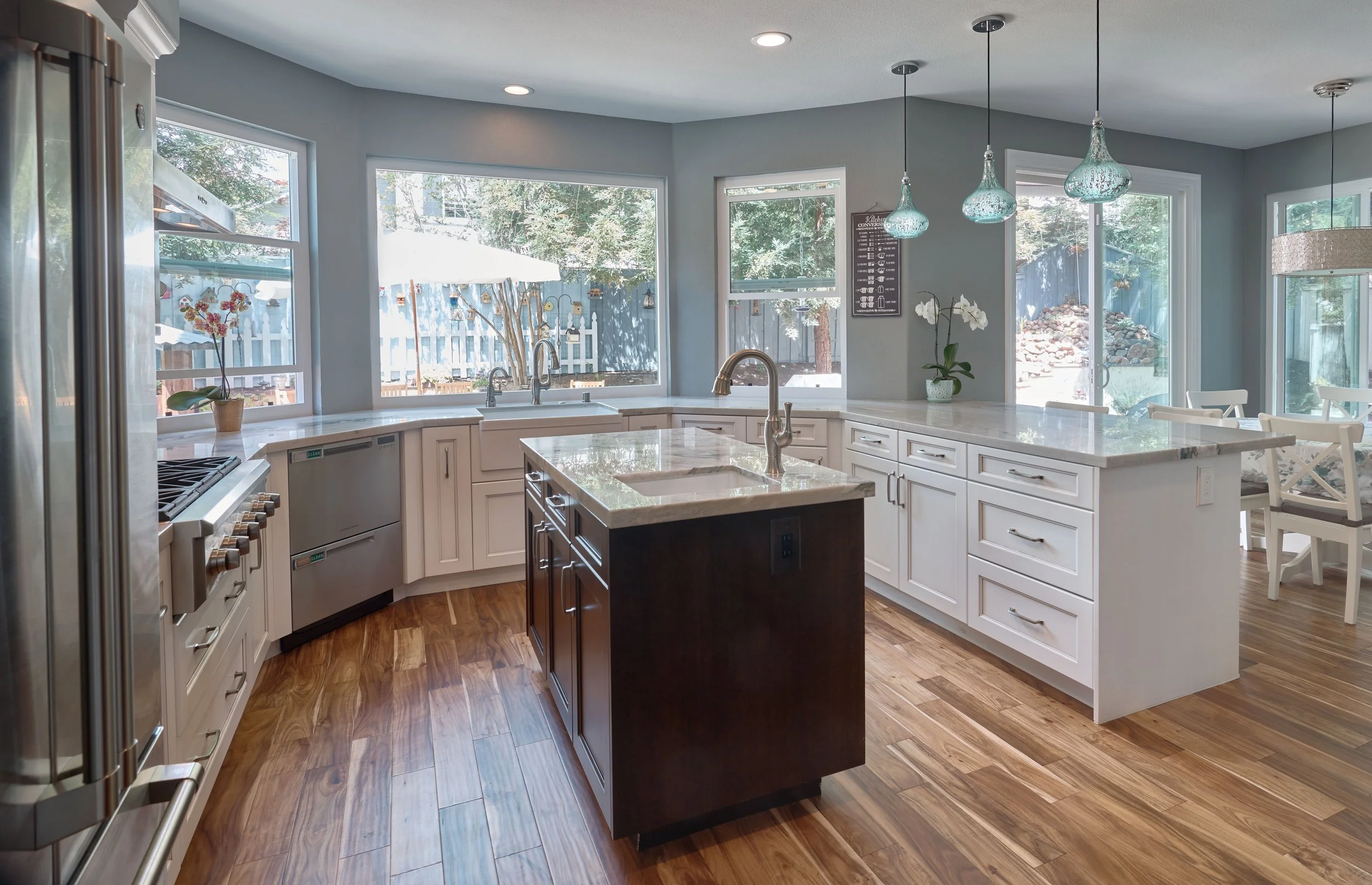 Chef's Kitchen Interior Design by Raashi Design in Livermore, CA (4).jpg