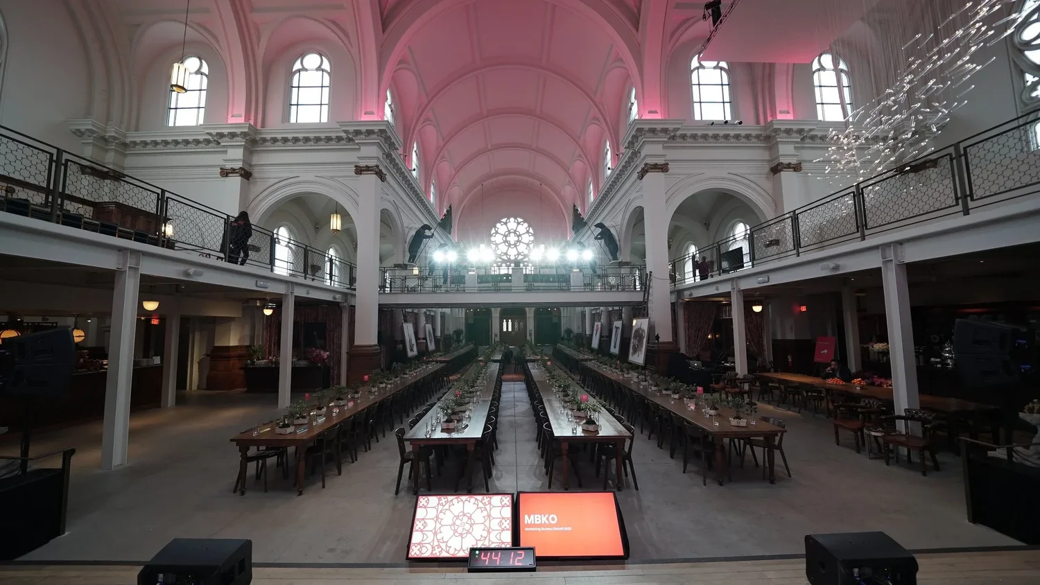 Square MBKO audience and event environment