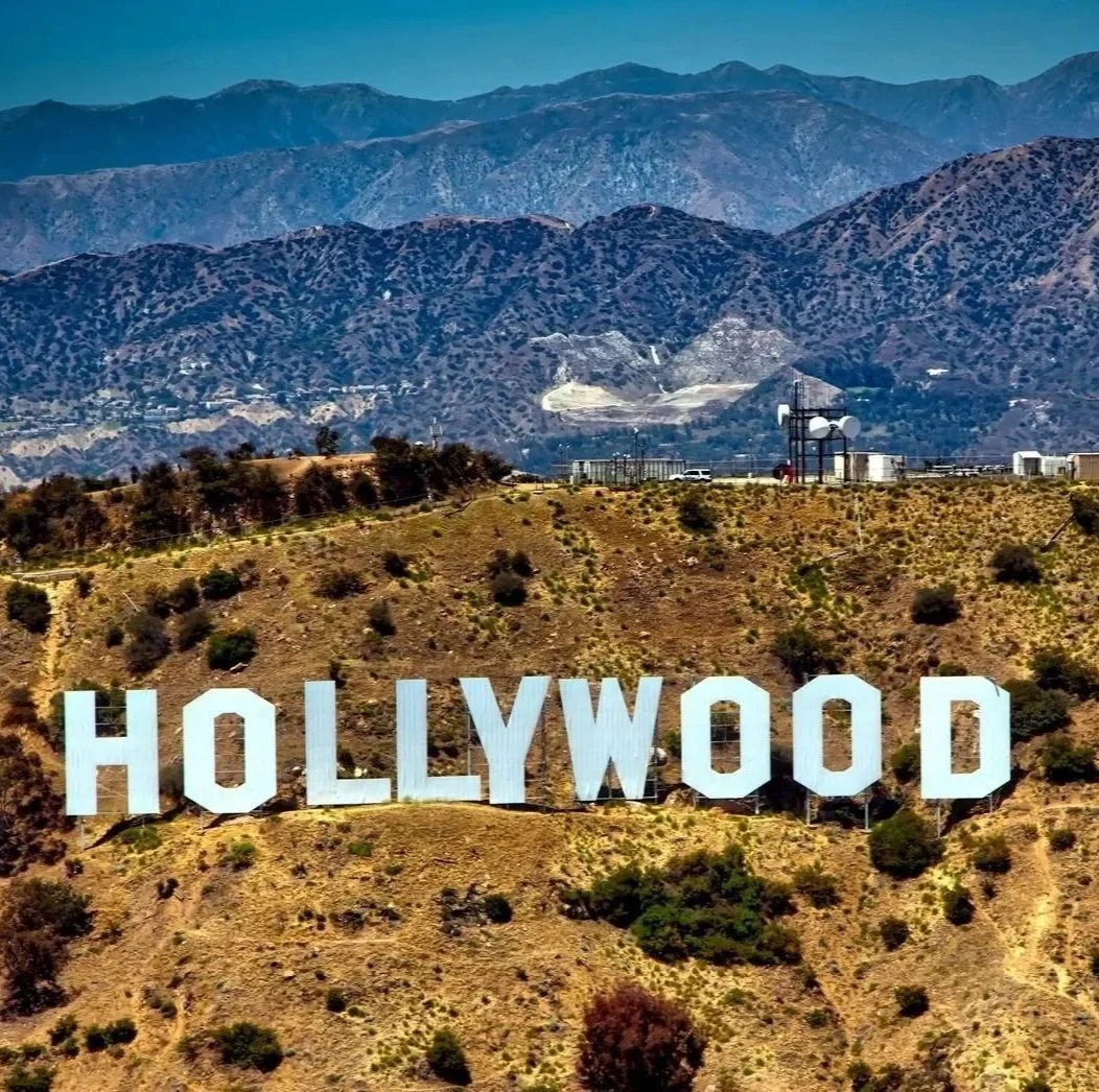 CarFordmv-la-hollywood-sign-1598473.jpg