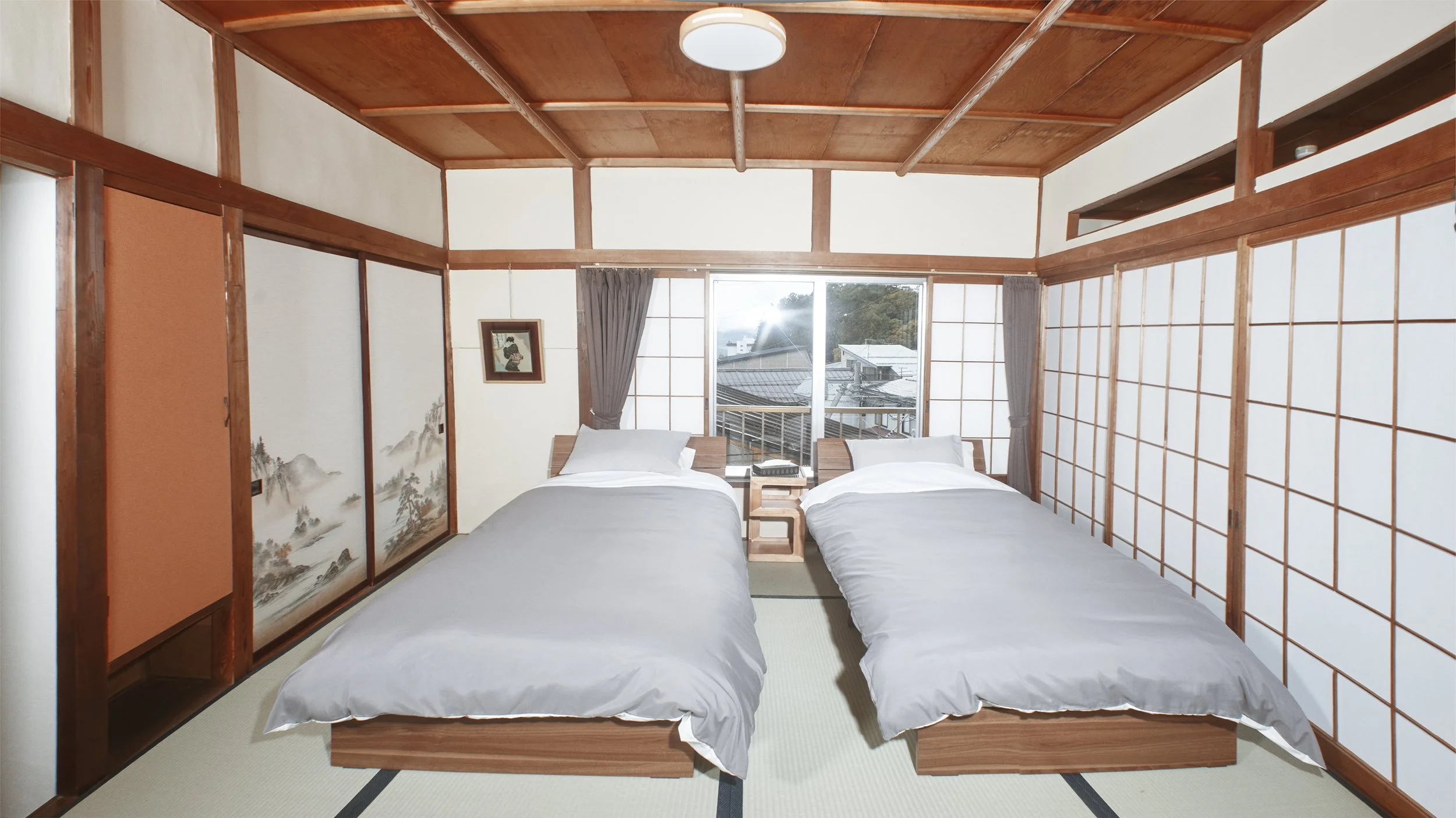 ROOM 8T_DSC2348-V2.jpg
