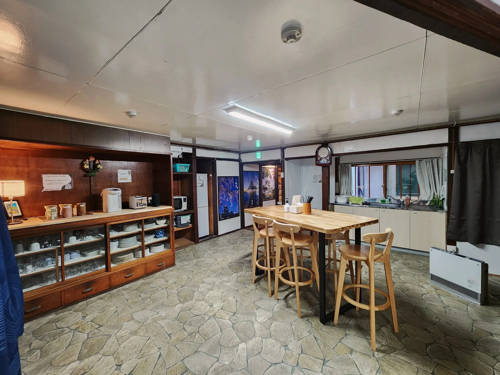 Kitchen area(3).jpeg