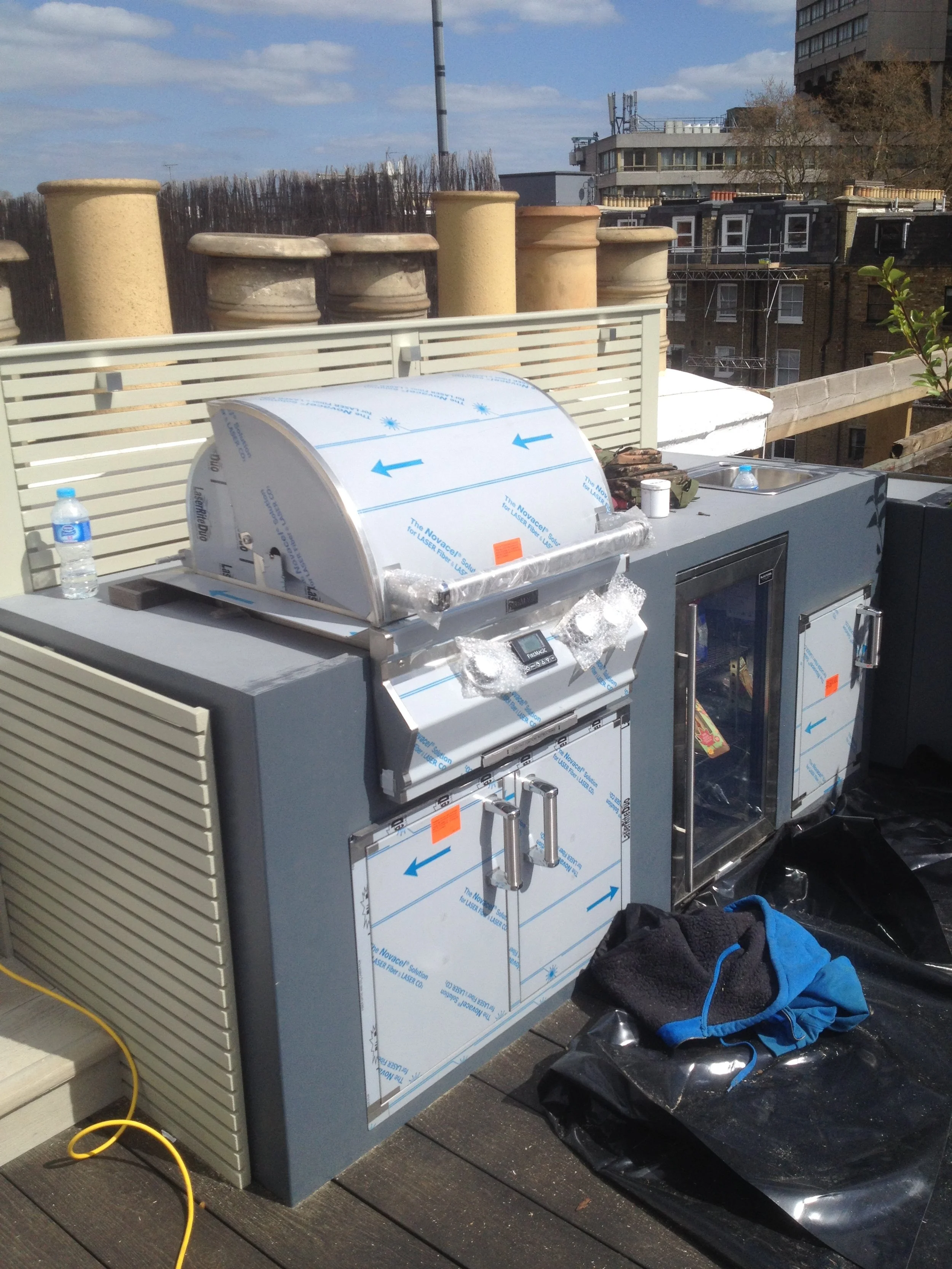 outdoor kitchen build