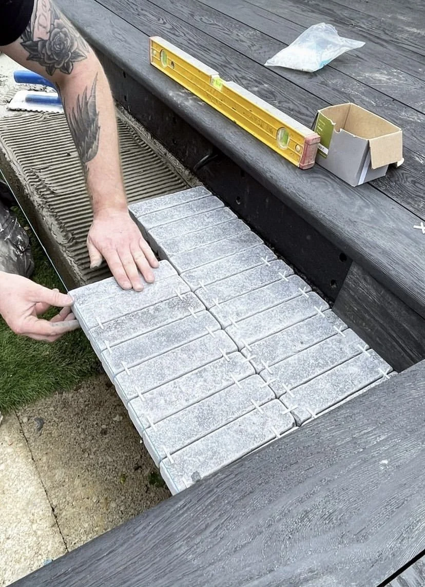 laying limestone setts