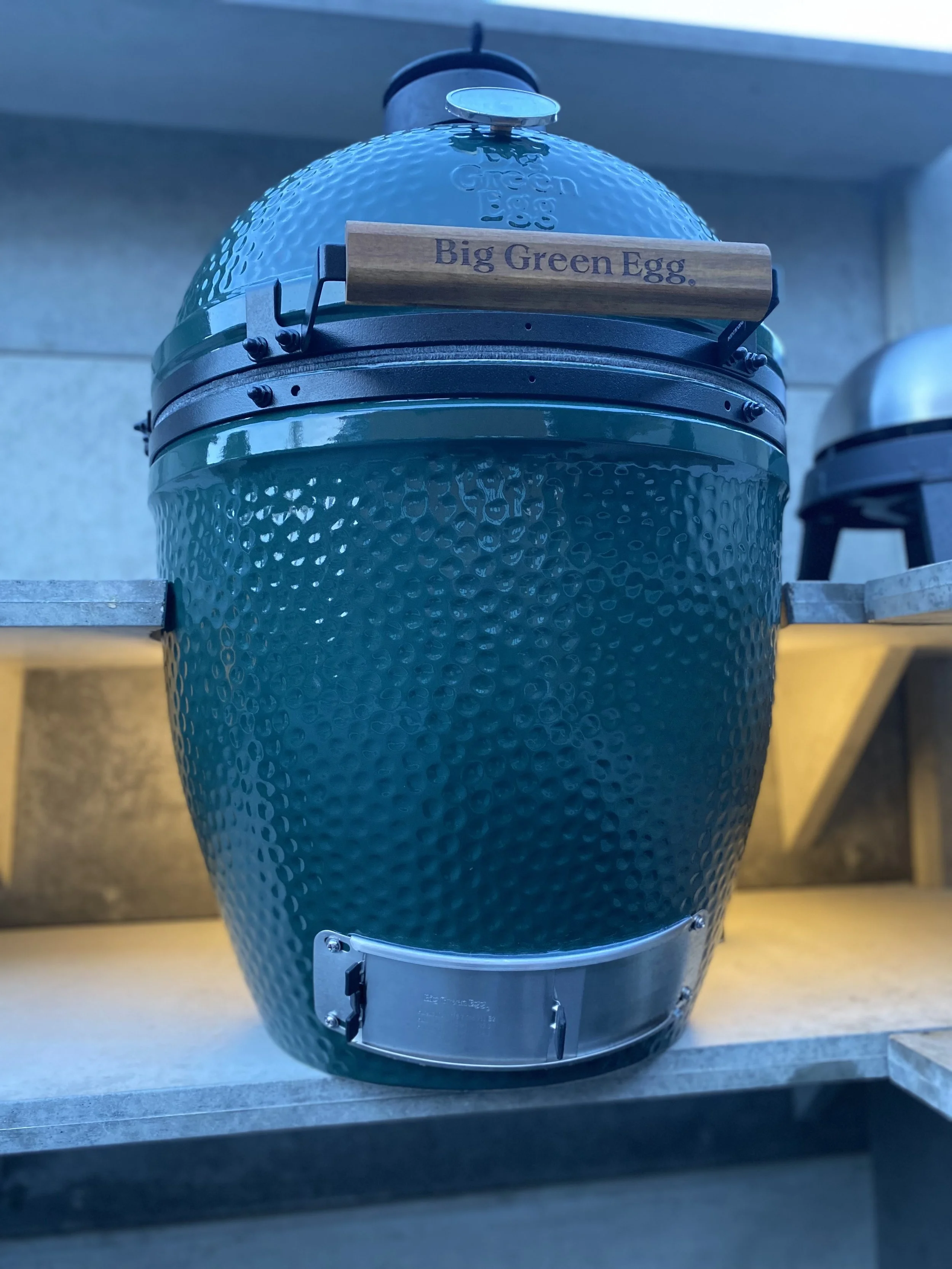 big green egg detail