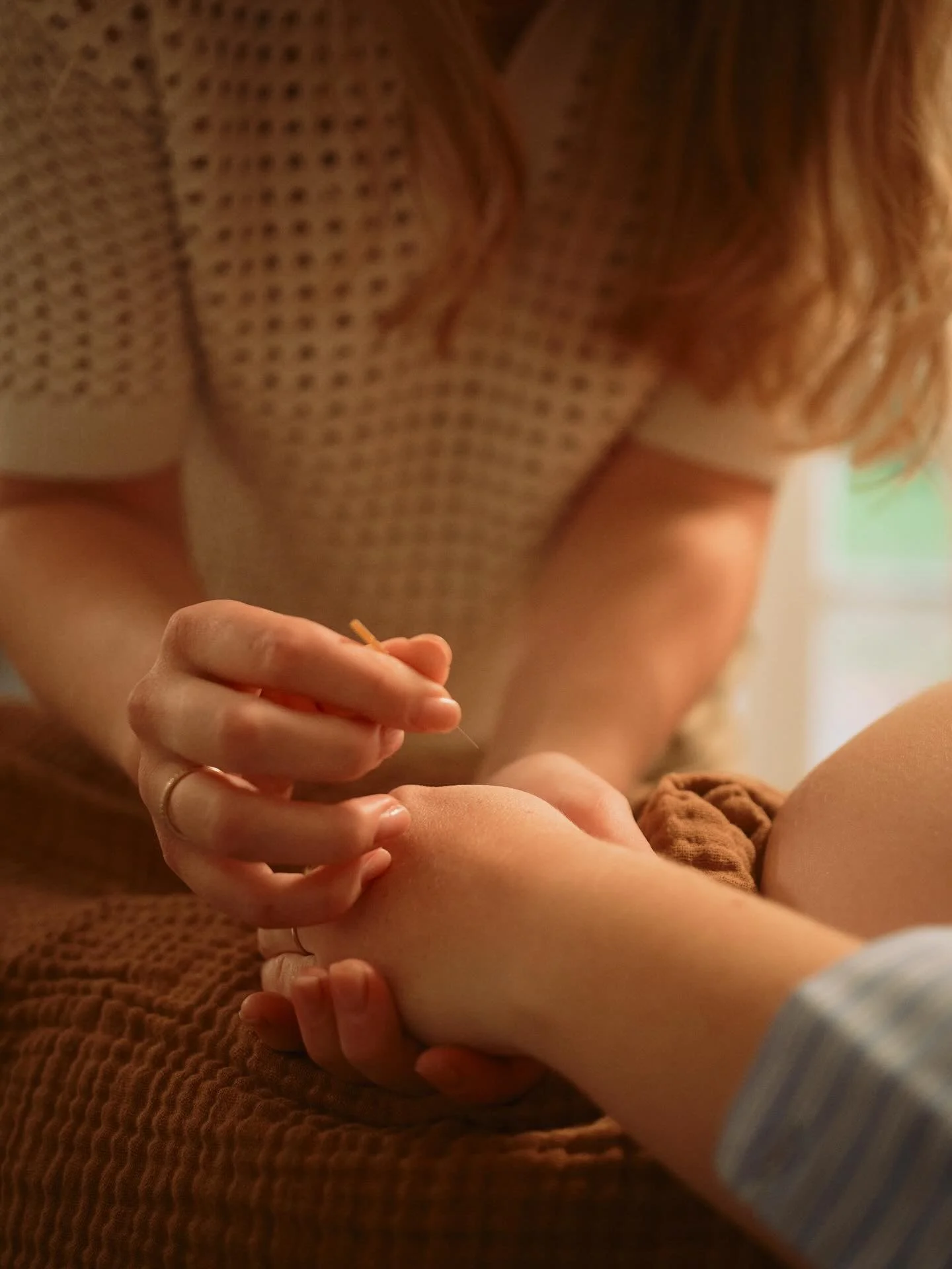 ✨ Adventskonkurrence hos LilleGro ✨
I anledning af 3. s&oslash;ndag i advent udlodder jeg et gavekort til en akupunkturbehandling for gravide 🎁

Akupunktur i graviditeten kan bruges til lindring af gener s&aring;som kvalme, b&aelig;kkengener, v&aeli