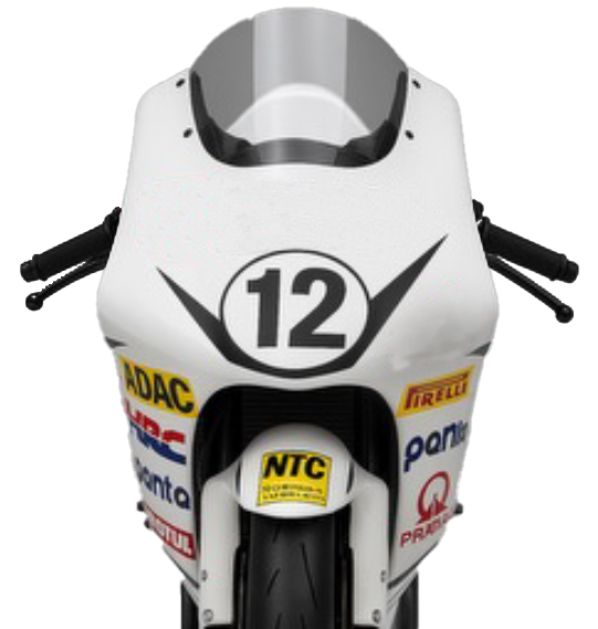 Nærbillede af en racercykel med nummer 12 og flere sponsorlogoer.