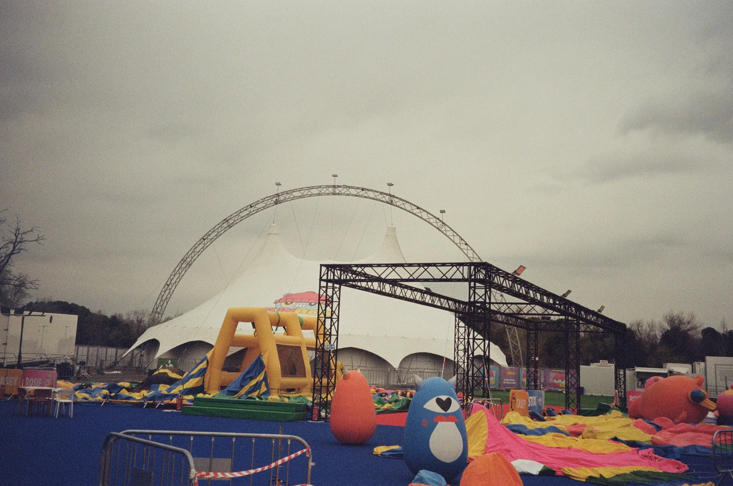 Fun fair at Puerta De Angel, Casa de Campo