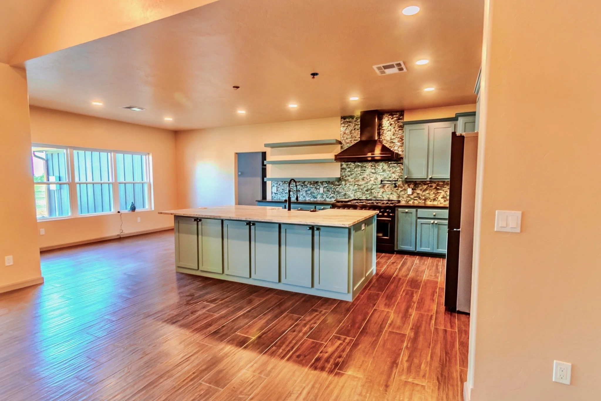 IMG_8850-HDR (1).JPEG