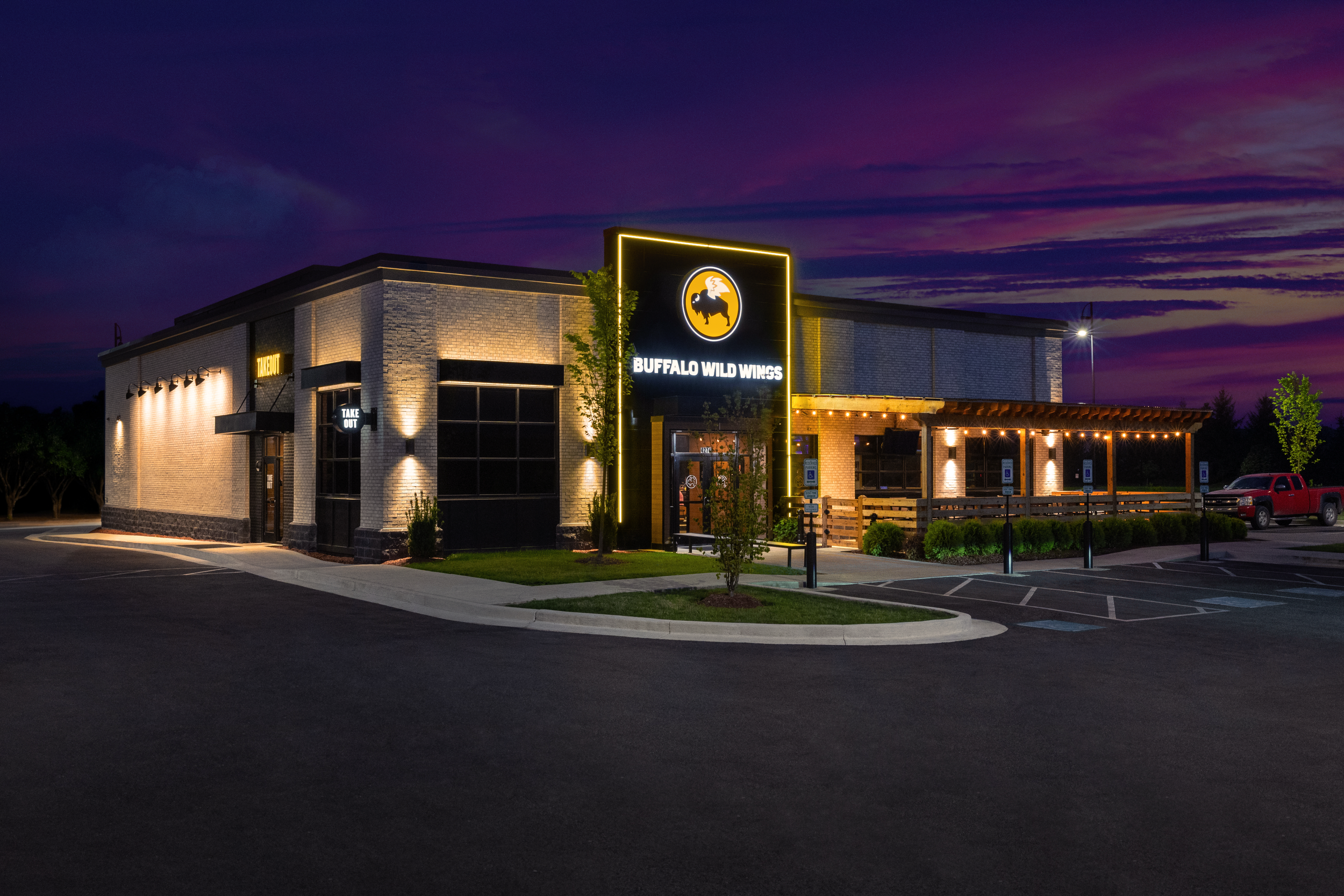 Buffalo Wild Wings — Inspire Brands Franchising