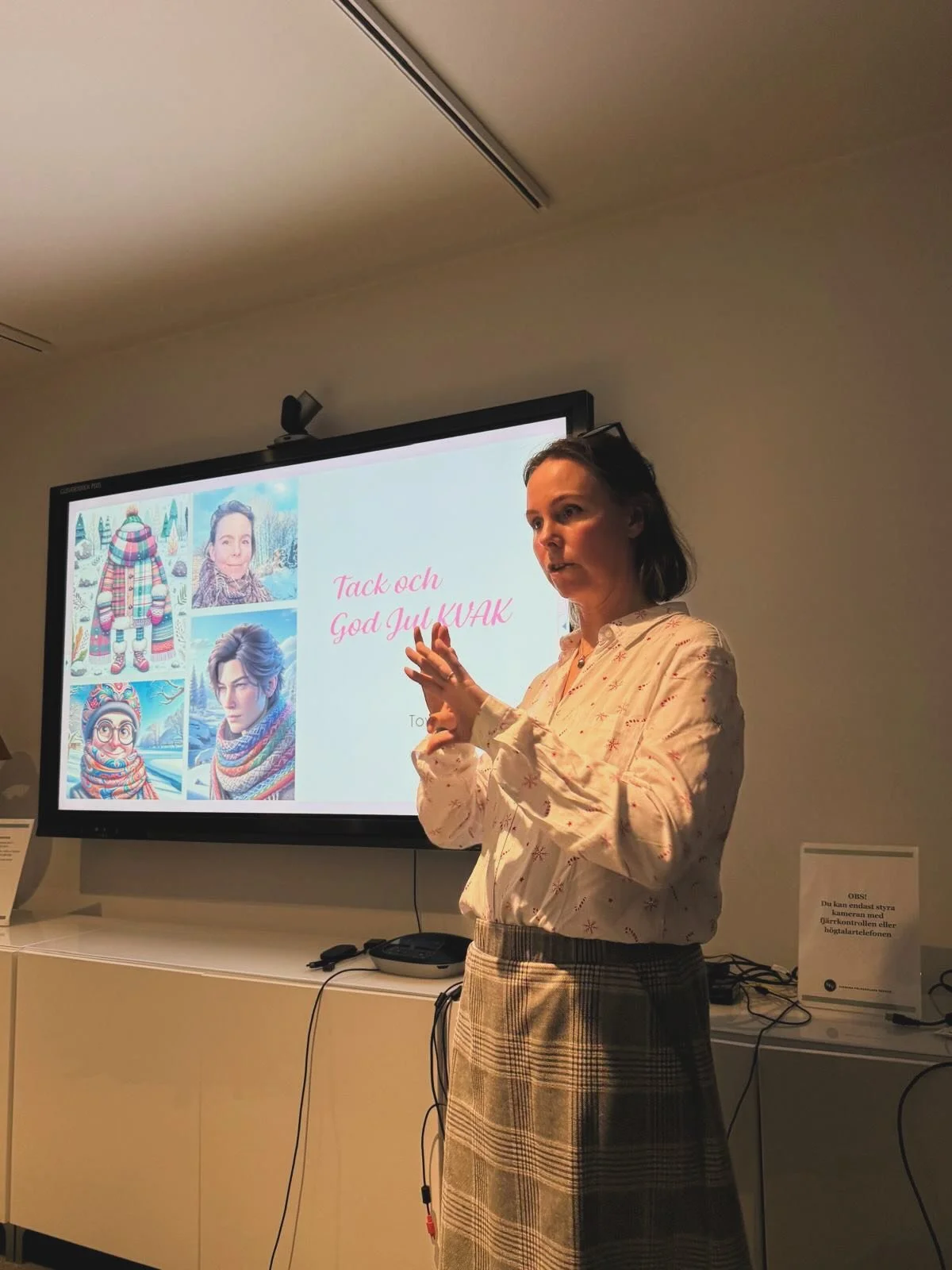 Onsdagen var en riktigt trevlig julklapp f&ouml;r oss KVAK:are, med tre program i samma paket: valm&ouml;te, julfest och f&ouml;redrag om AI med Tove &Ouml;rsted. Tack till alla som deltog, och stort tack till Tove f&ouml;r det intressanta f&ouml;red