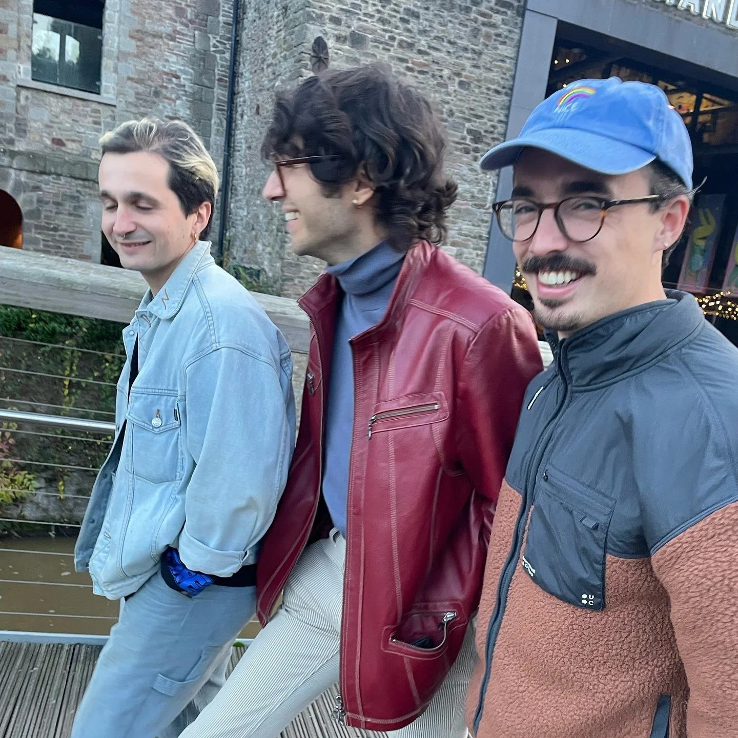 The eternal flame of turbo island burns bright in our hearts ❤️&zwj;🔥 thank you Bristol. Back with @videoageband on Tuesday in London and Bristol Saturday for @downstokes