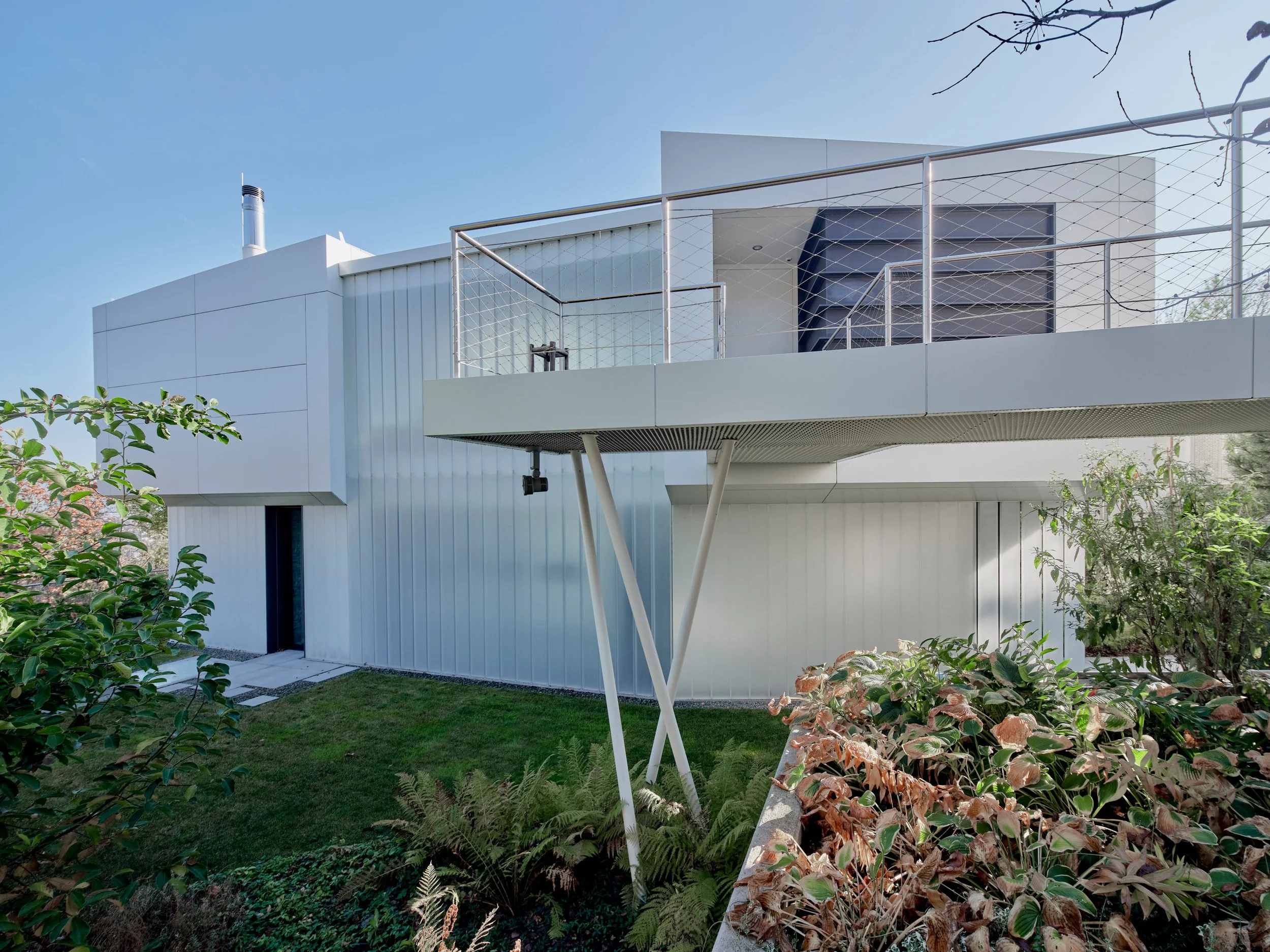 h30_DSF5007_DxOVP r.jpg