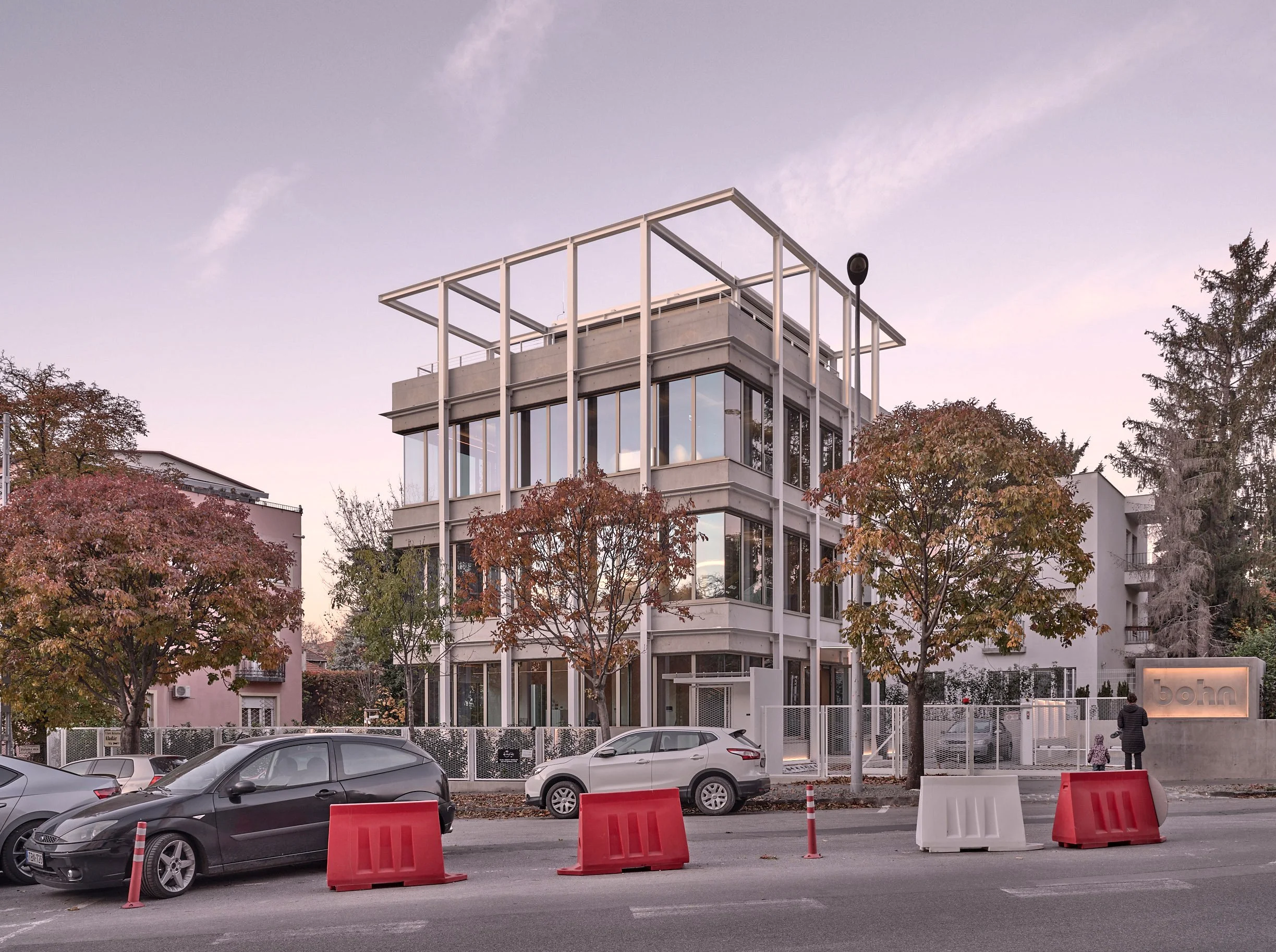 Bohn HQ