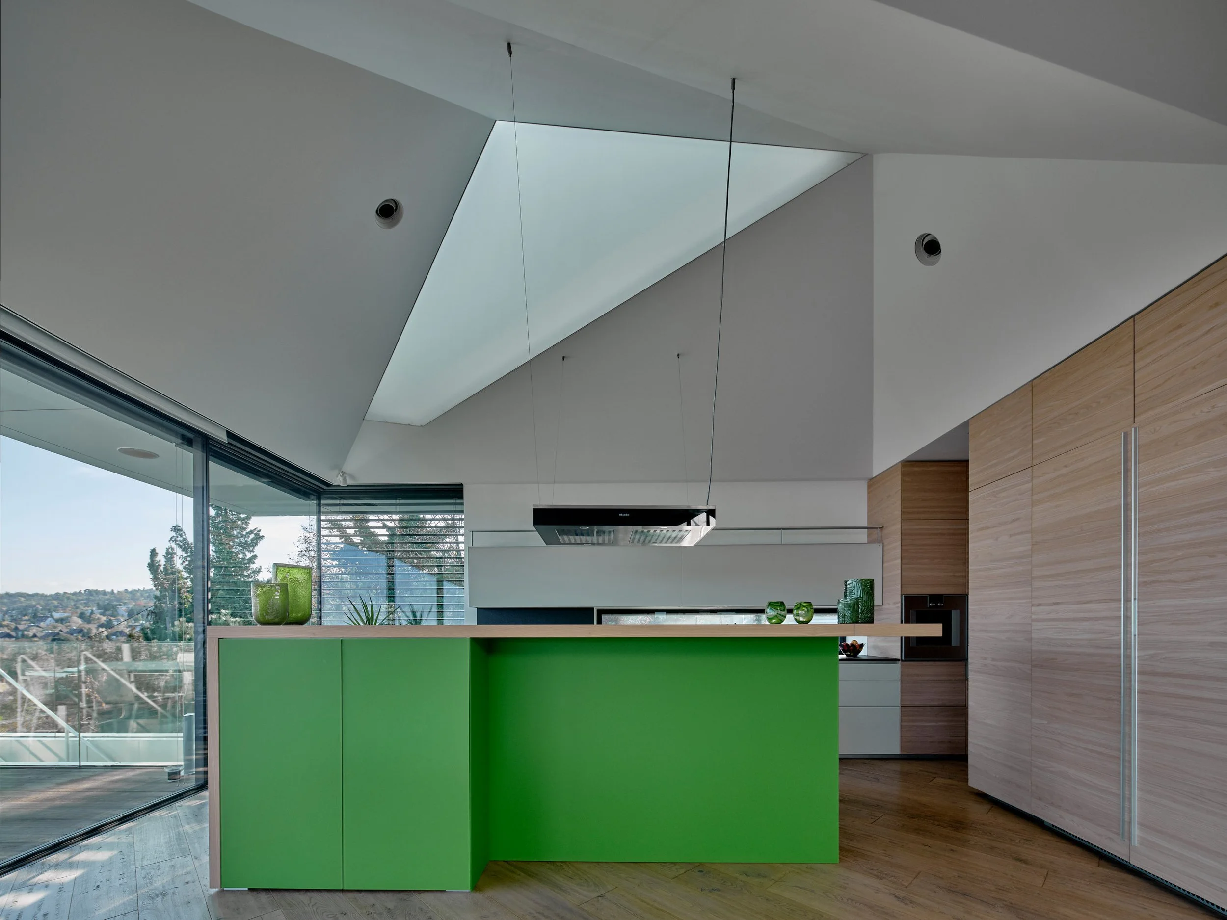 h30_DSF7073_DxOVP r.jpg