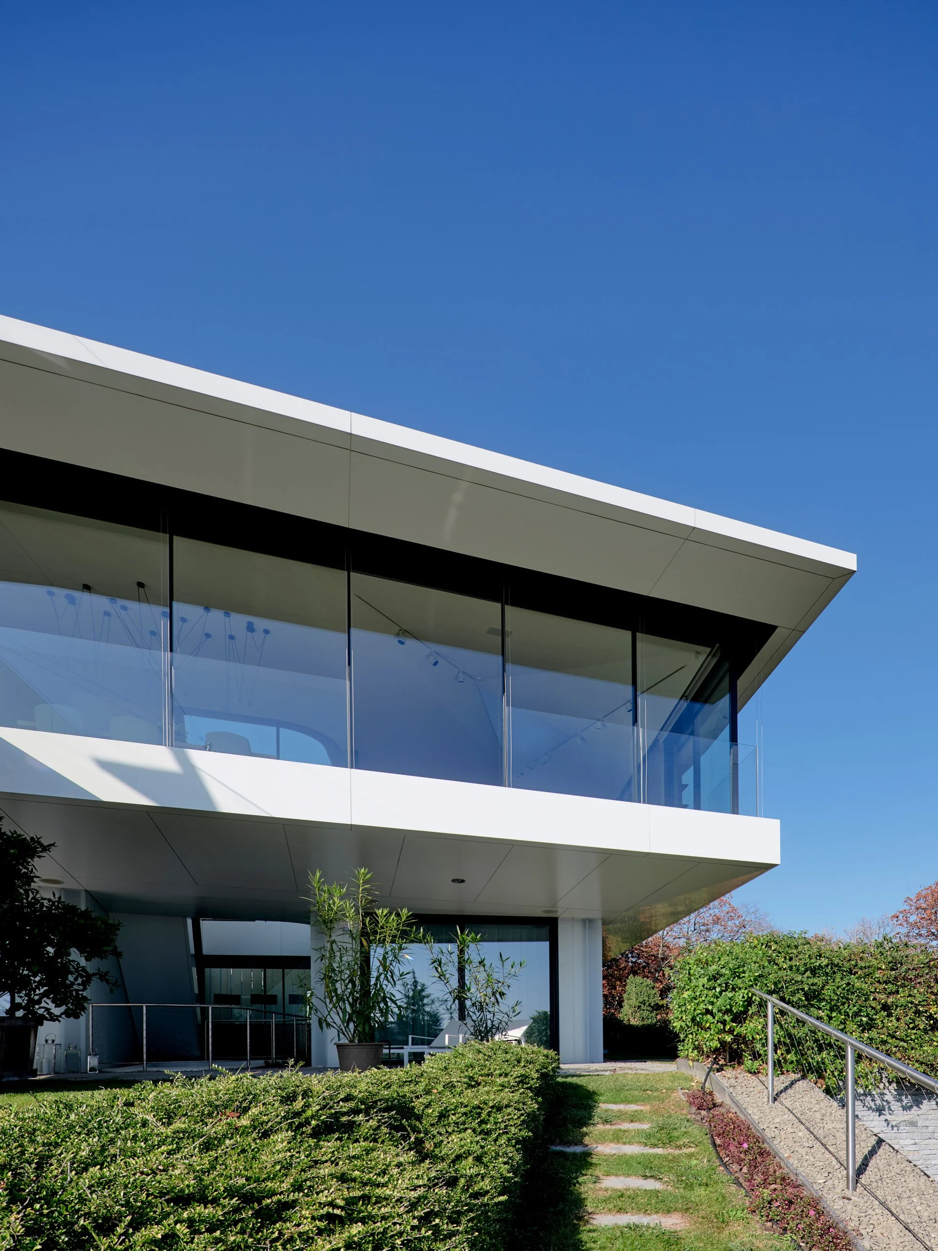 h30_DSF4988_DxOVP r.jpg