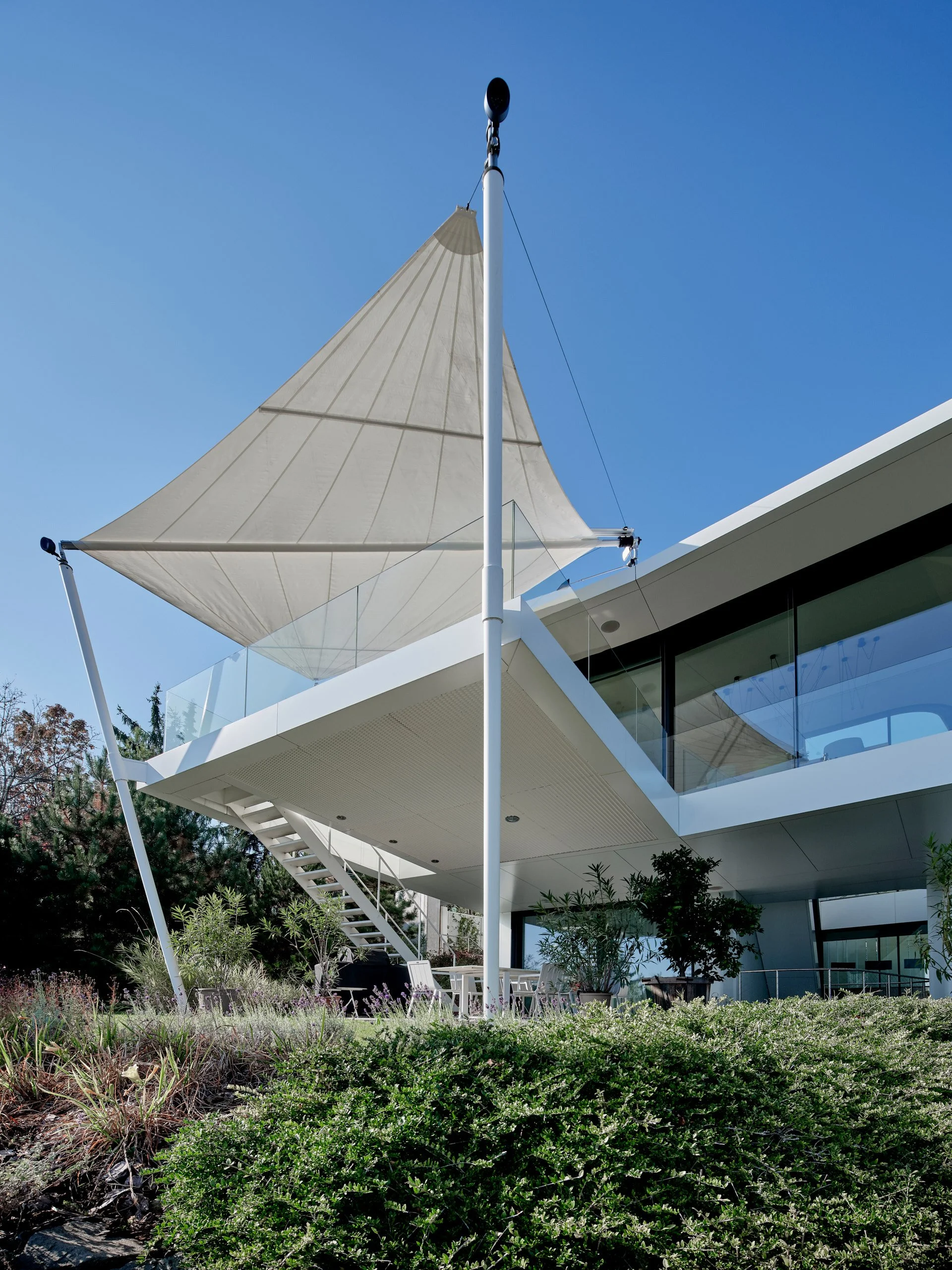 h30_DSF7032_DxOVP r.jpg