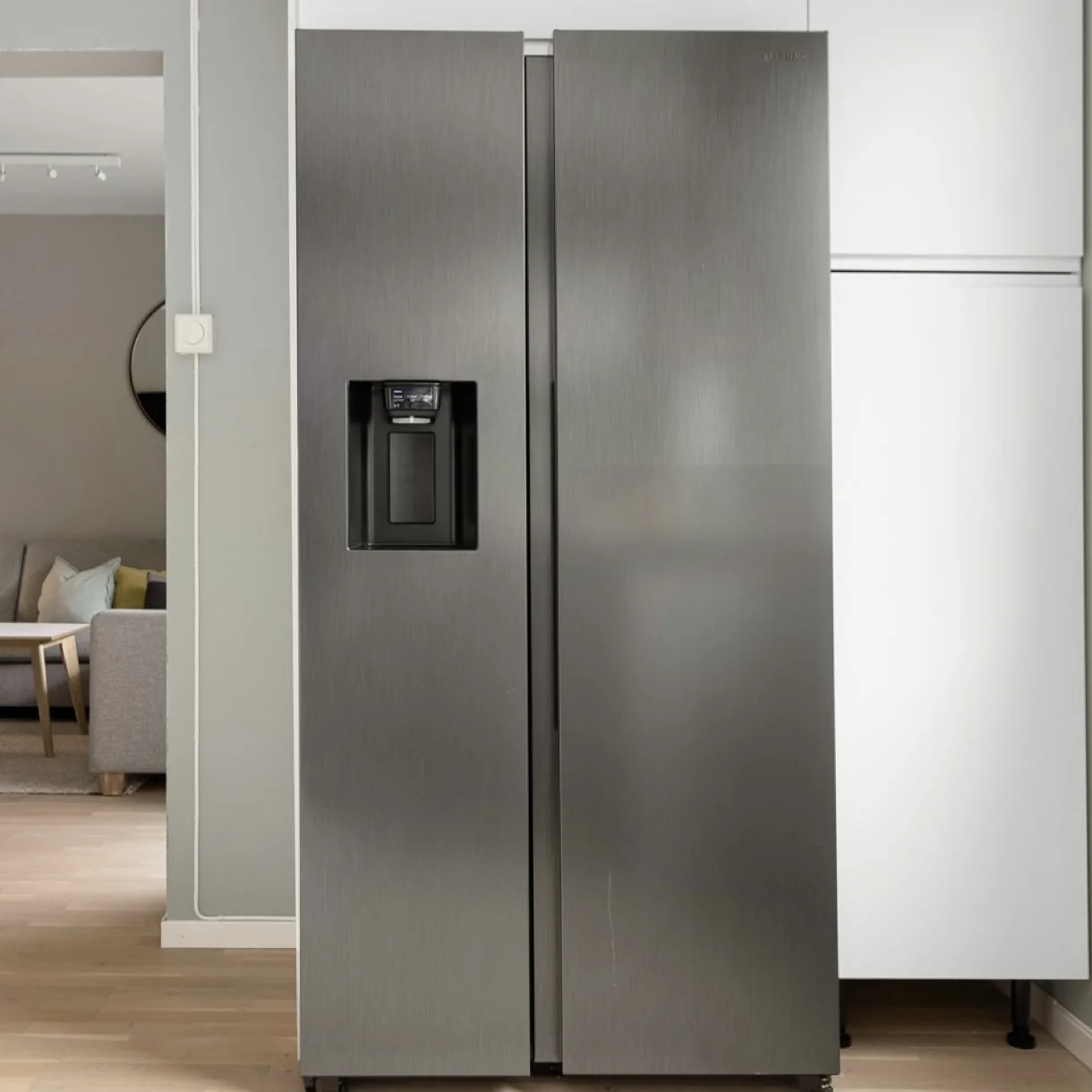 Refrigerator water dispenser, a potential household source of MAC bacteria exposure