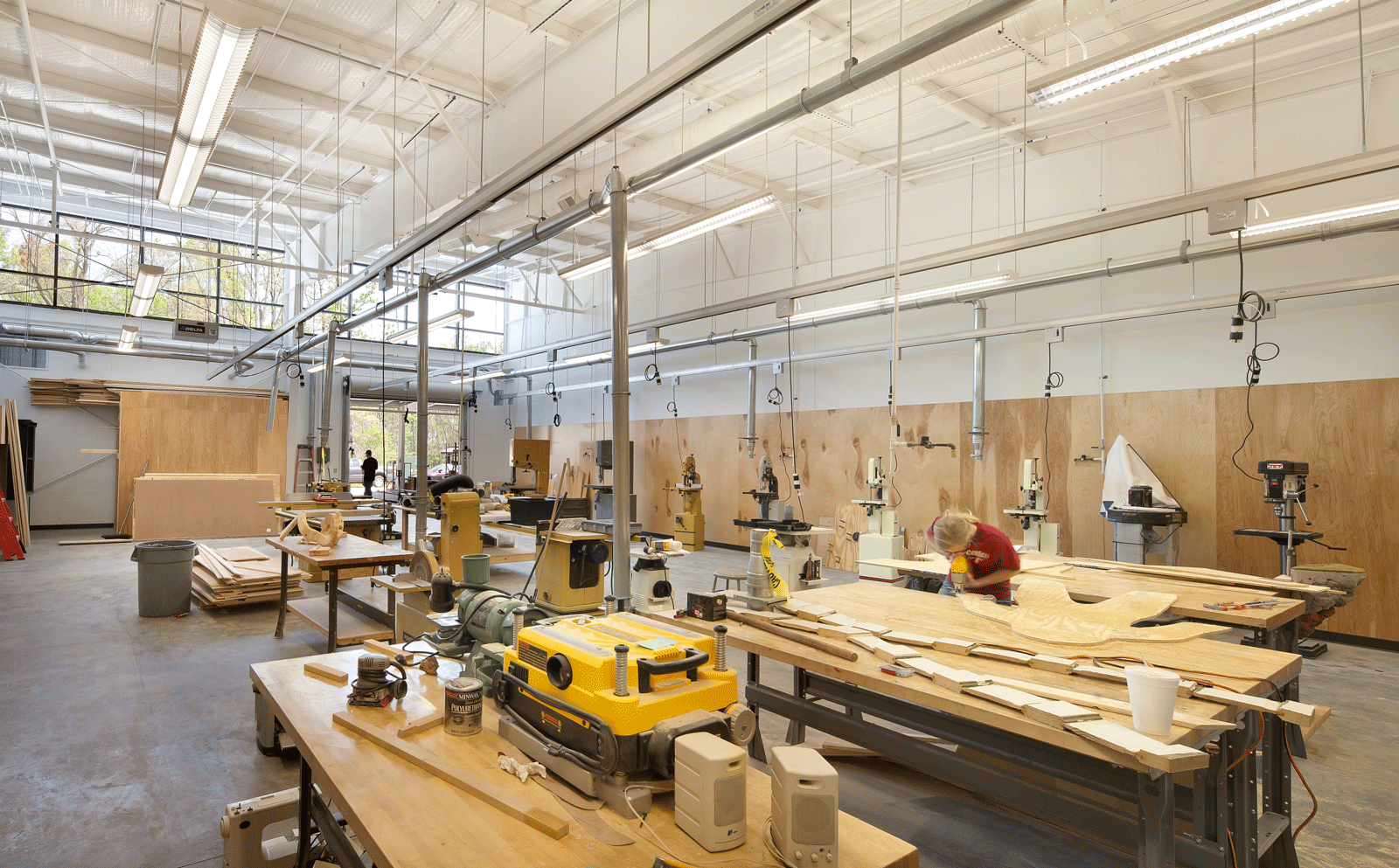 Open, bright, natural light in workshop at studio arts building