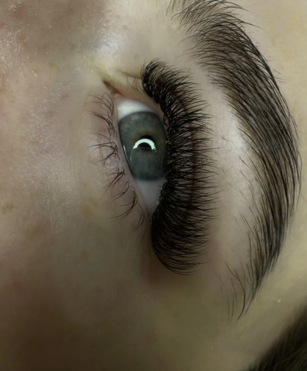 Műszempilla építés 13. Kerületben prémium környezetben